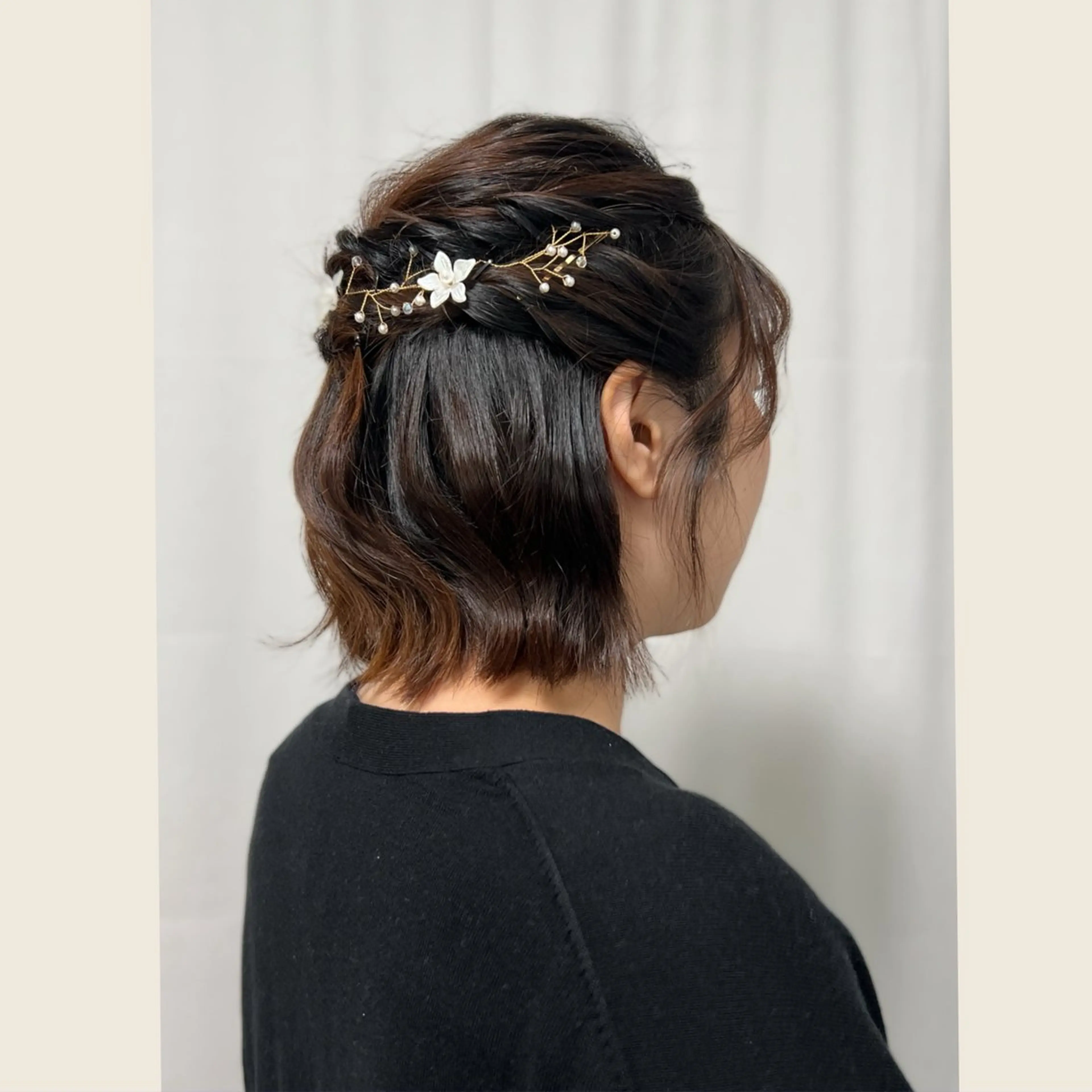 ヘアアレンジ ハーフアップ ボブ ヘアセット リクエスト受付中🪞 CHATEAUのヘアスタイル