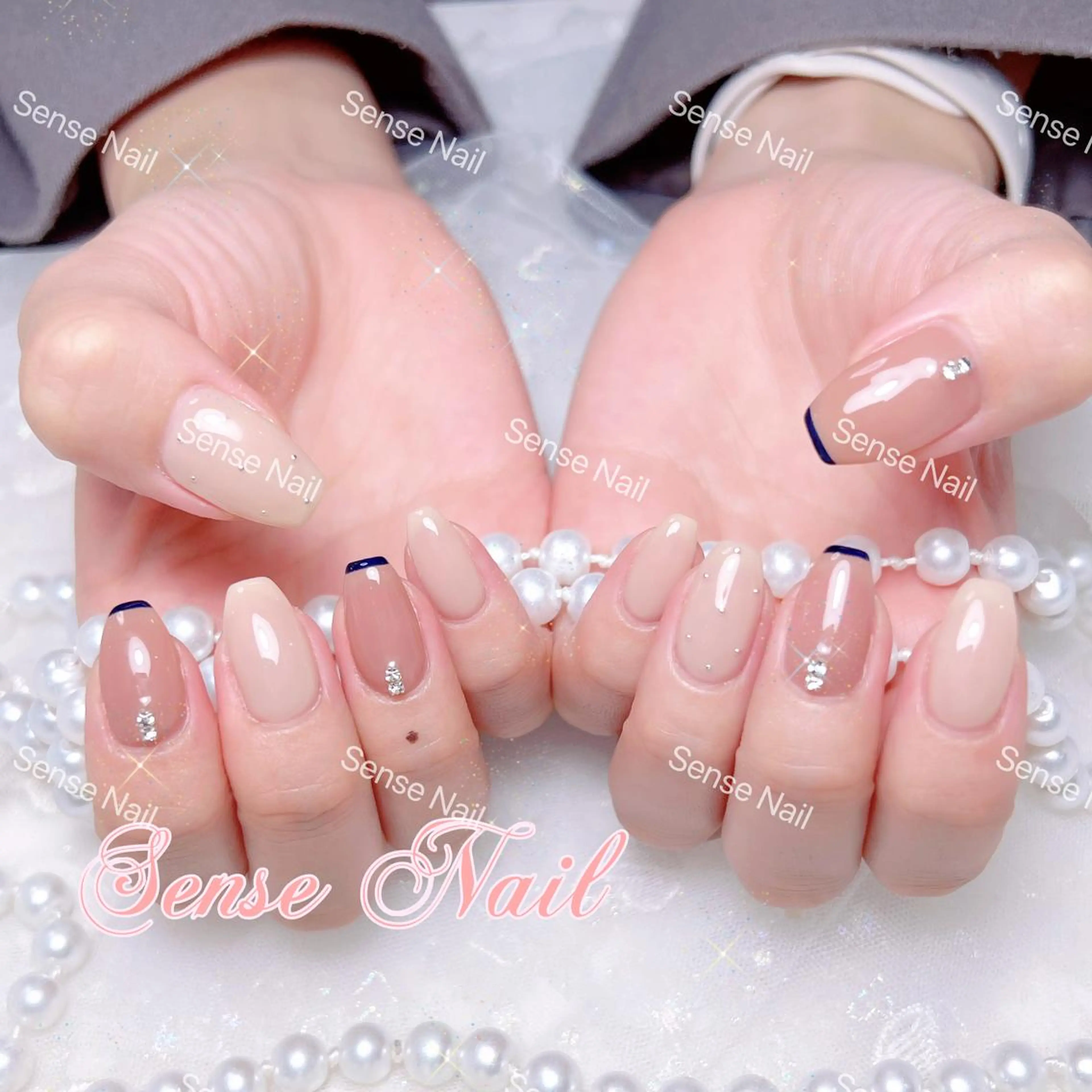 ネイル ハンドネイル ハンドケア Queening 🦋のネイルデザイン