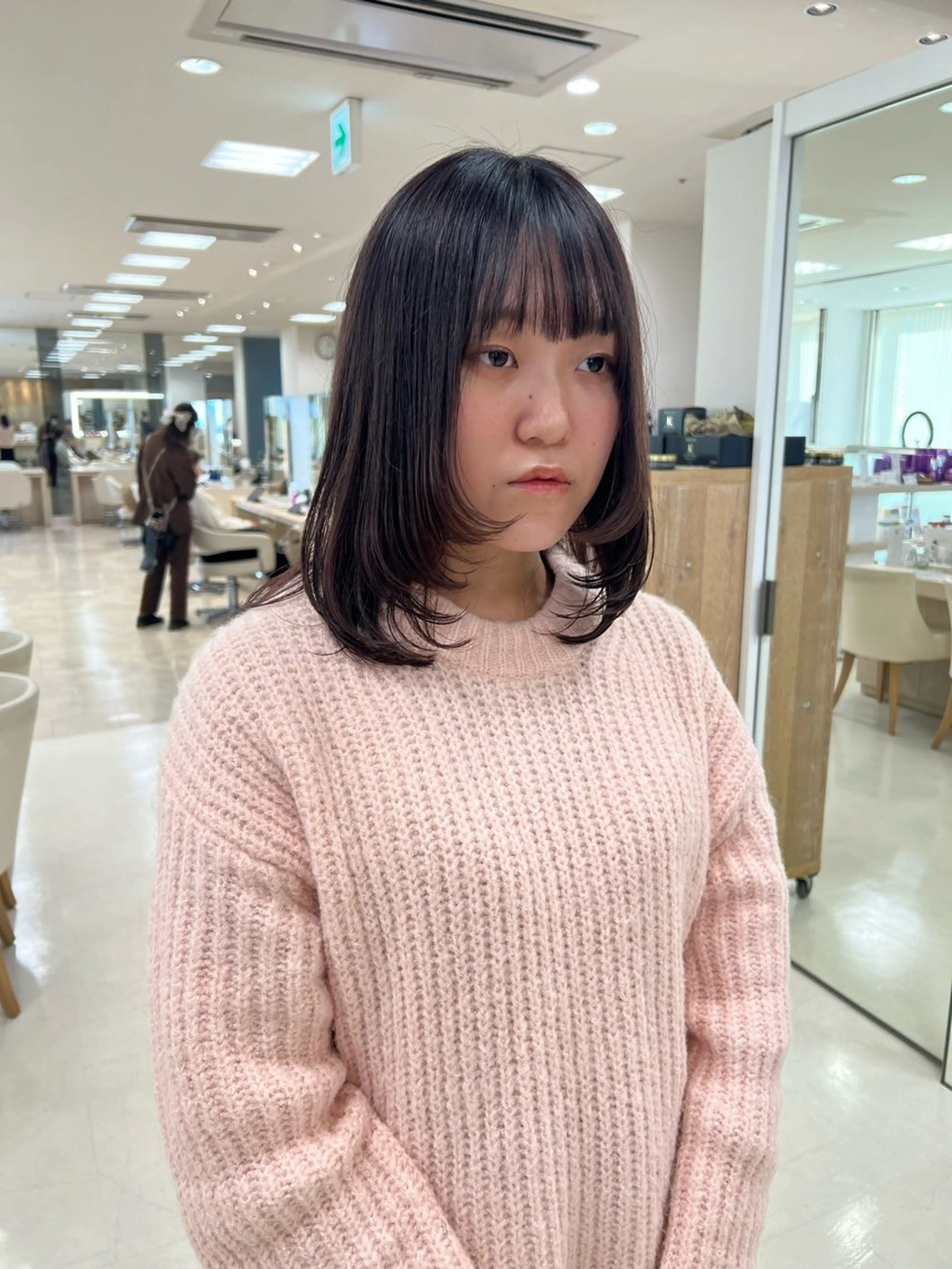 ミディアム カラー ミディアムレイヤー デザインカラー インナーカラー レイヤーカット ウルフカット カット トリートメント ヘアセット ハイトーン/ウルフ /レイヤー/坂野幸伸のヘアスタイル