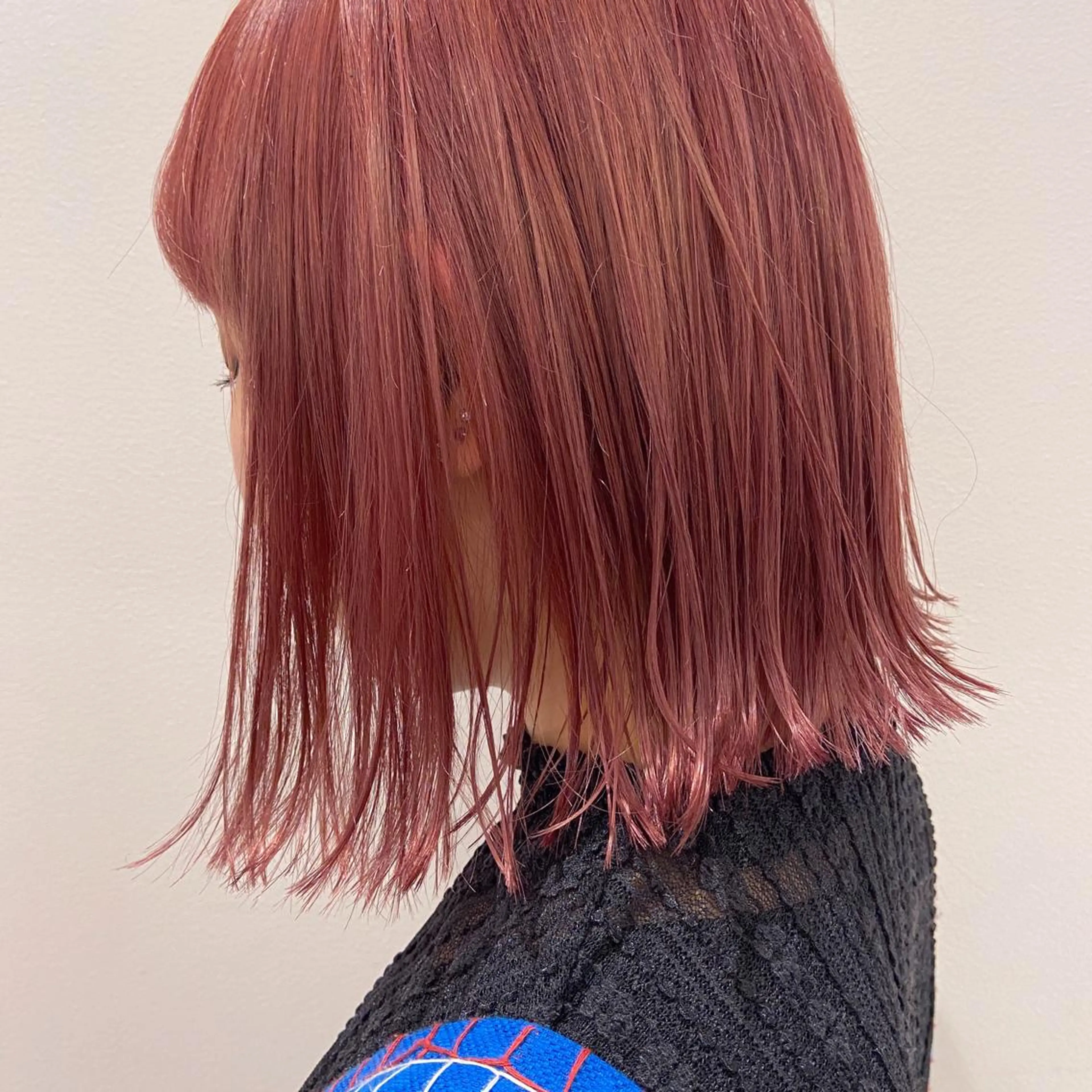 ショート カラー ヘアアレンジ ブリーチ ピンクカラー 天神レイヤーカット No.1💖マユカのヘアスタイル