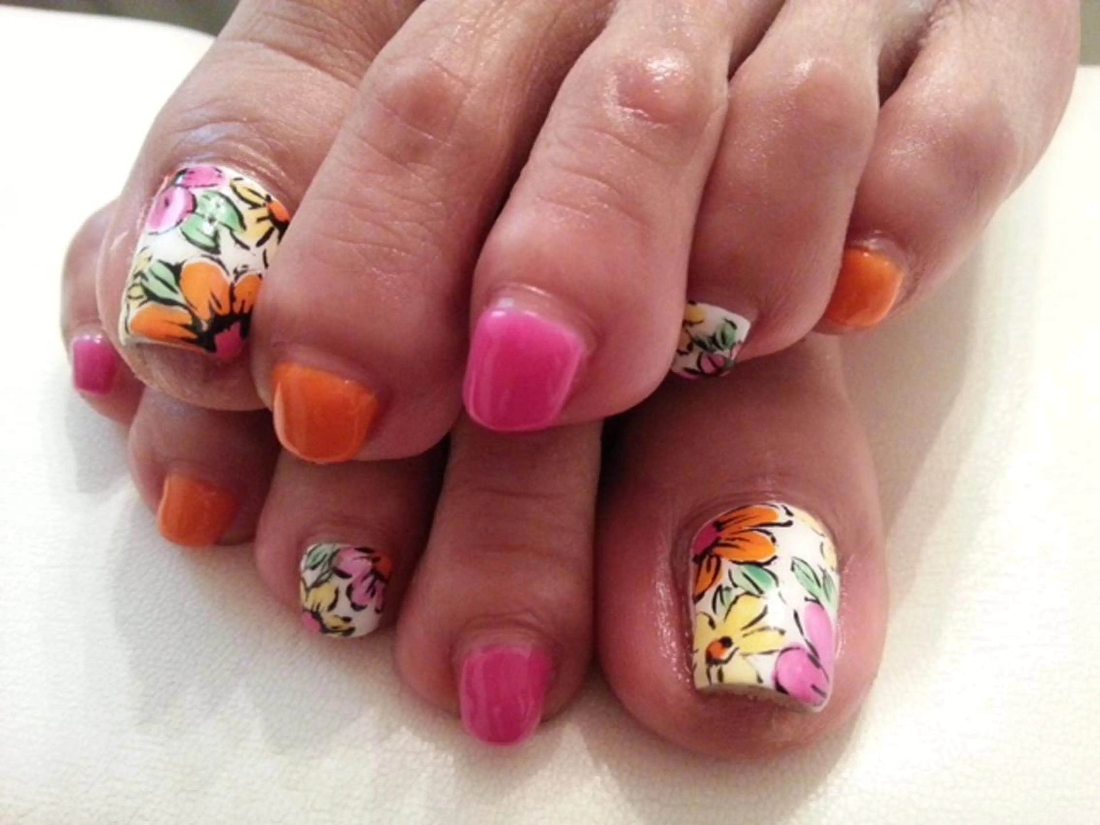 ネイル アートネイル フットネイル リオッサ オブ ラグーン神戸店のエステ・リラクイメージ