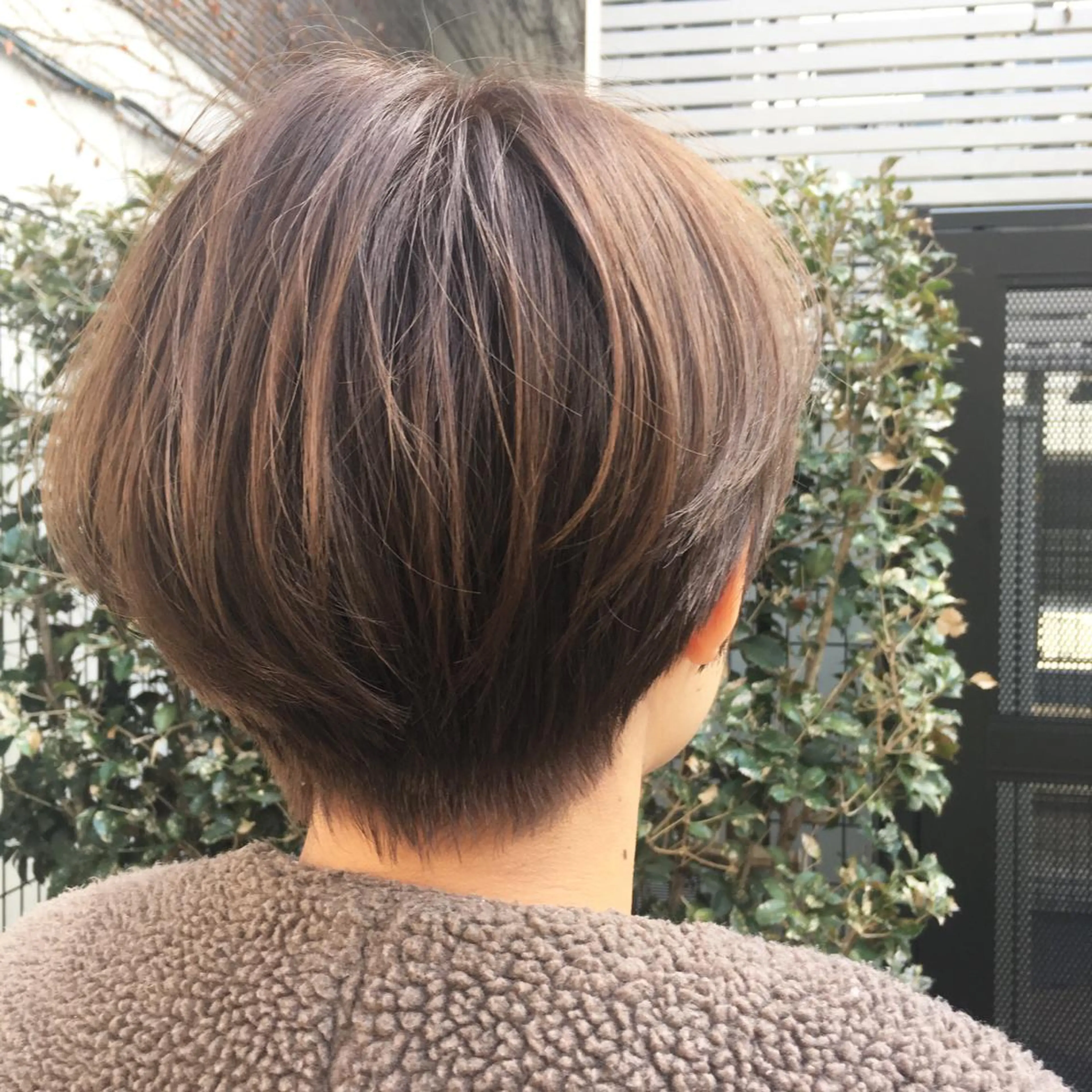 ショート 金子 歩実のヘアスタイル