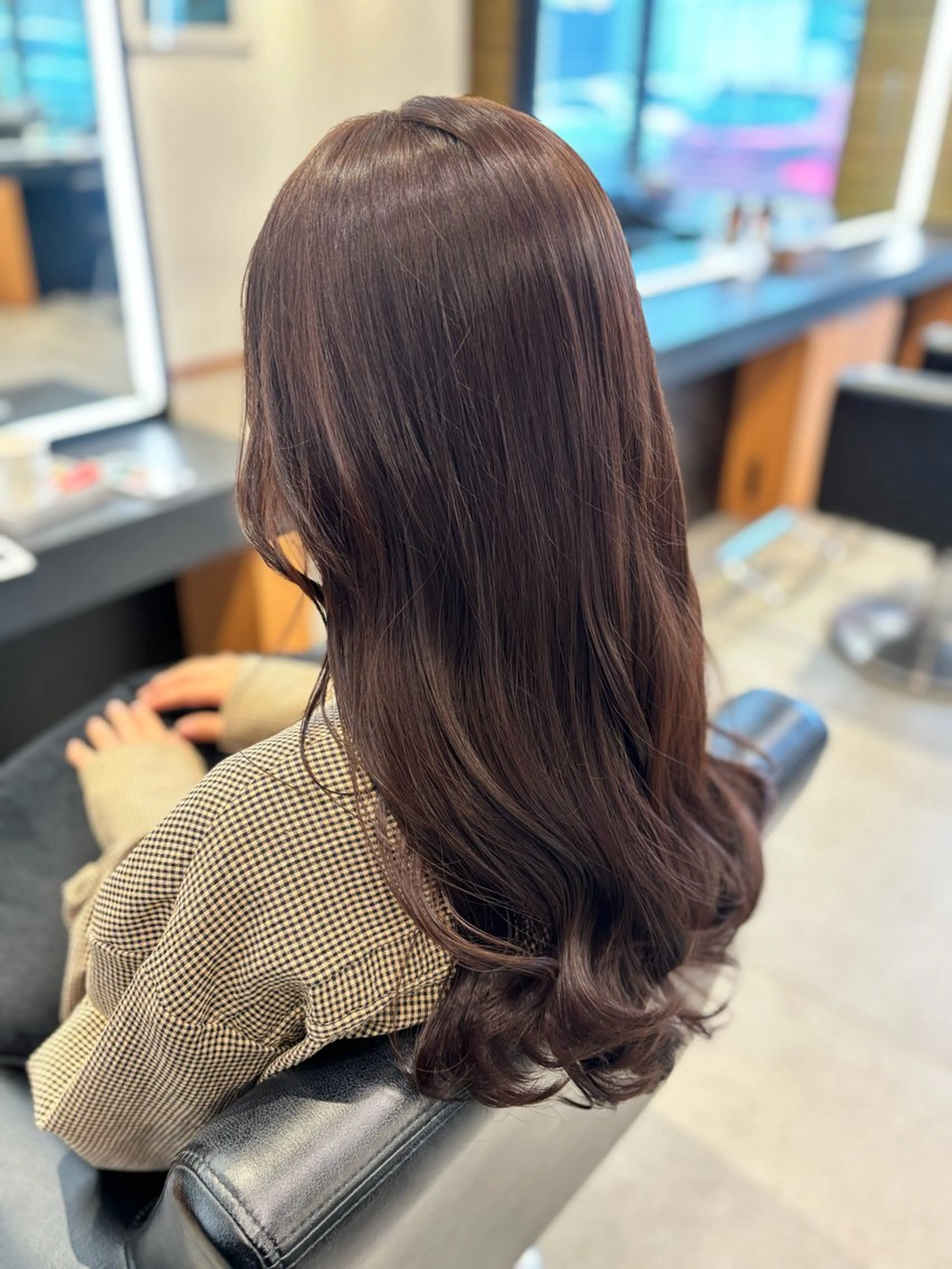ロング カラー ベージュカラー 透明感カラー ヘアカラー トリートメント RABU /髪質改善 伏見/ヘアケアサロンのヘアスタイル
