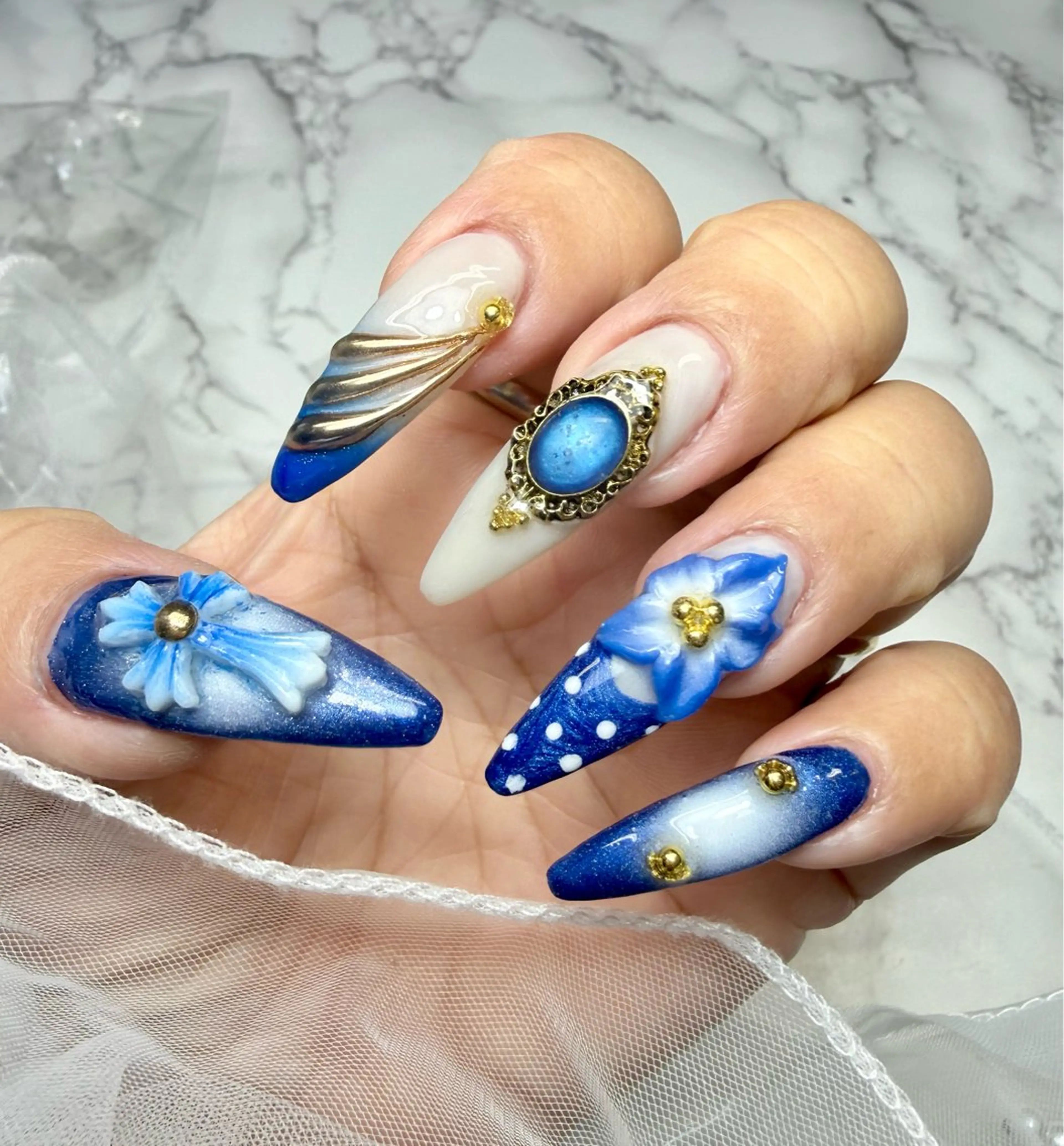 ネイル アートネイル チークネイル フラッシュネイル フラッシュマグ フレンチネイル Mai’s nailのネイルデザイン