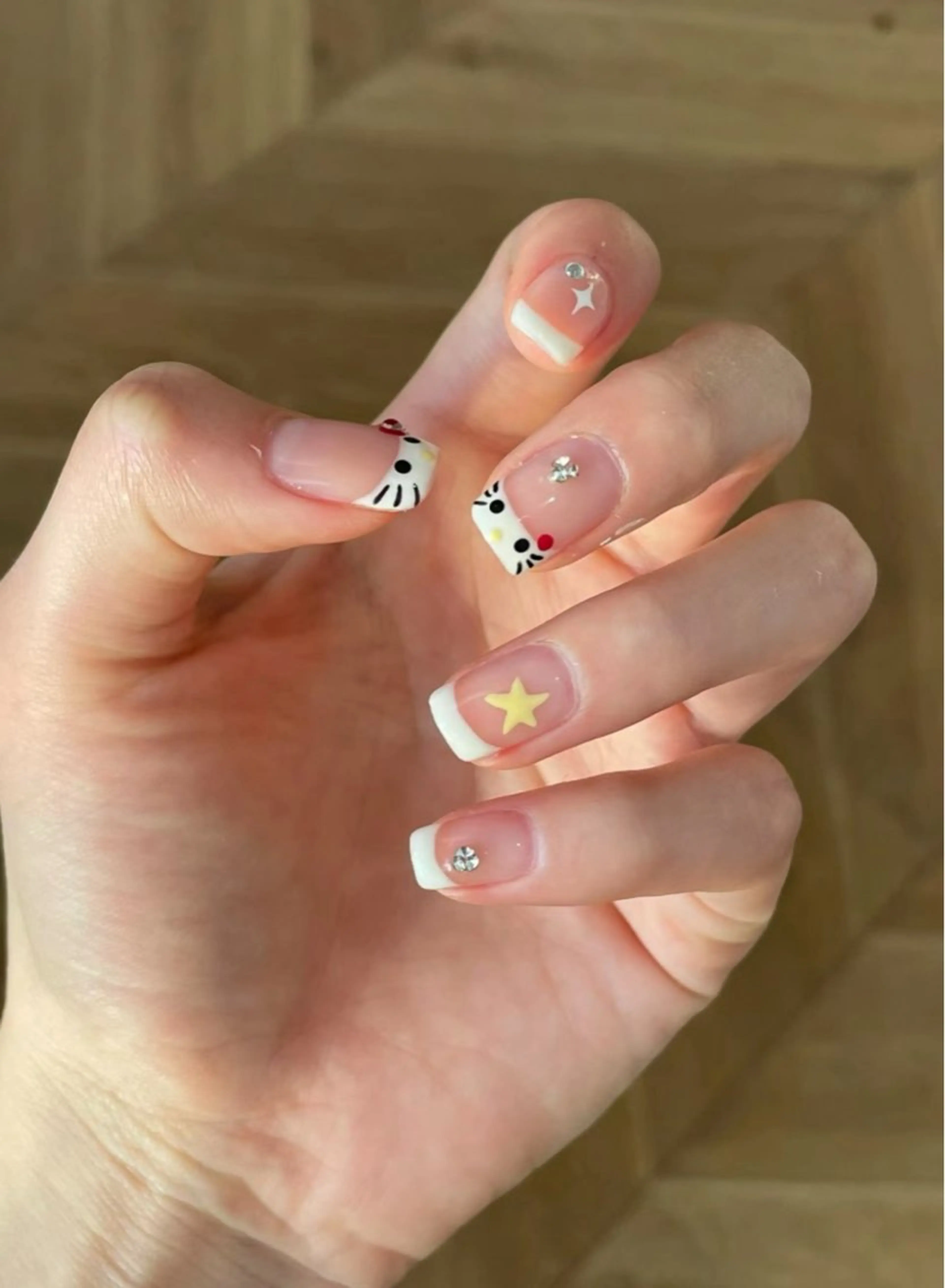 ネイル ハンドネイル 🎀 NaNa_nailのネイルデザイン