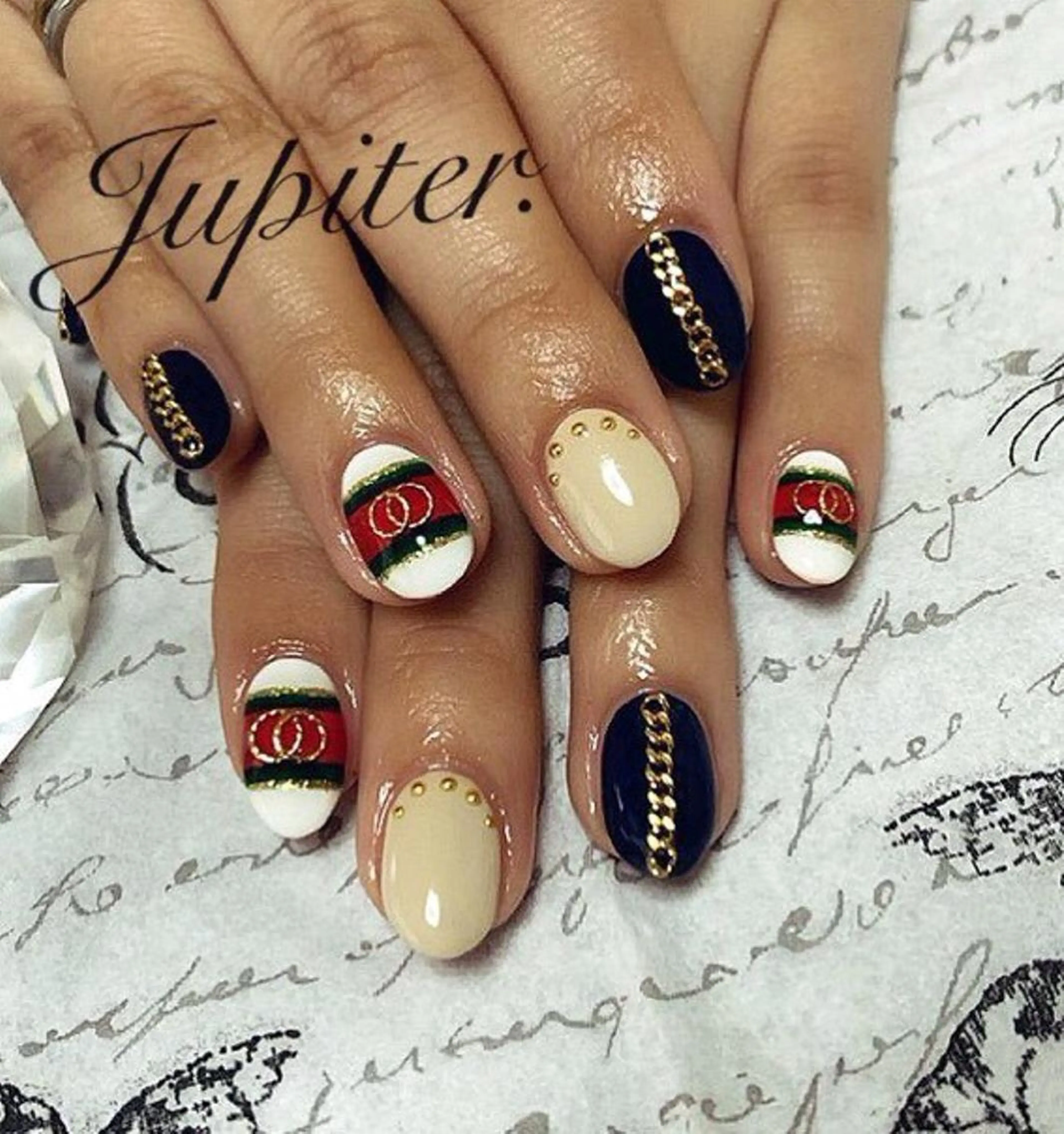 ネイル ハンドネイル PrivateSalon Jupiter所属・Jupiter .のネイルデザイン