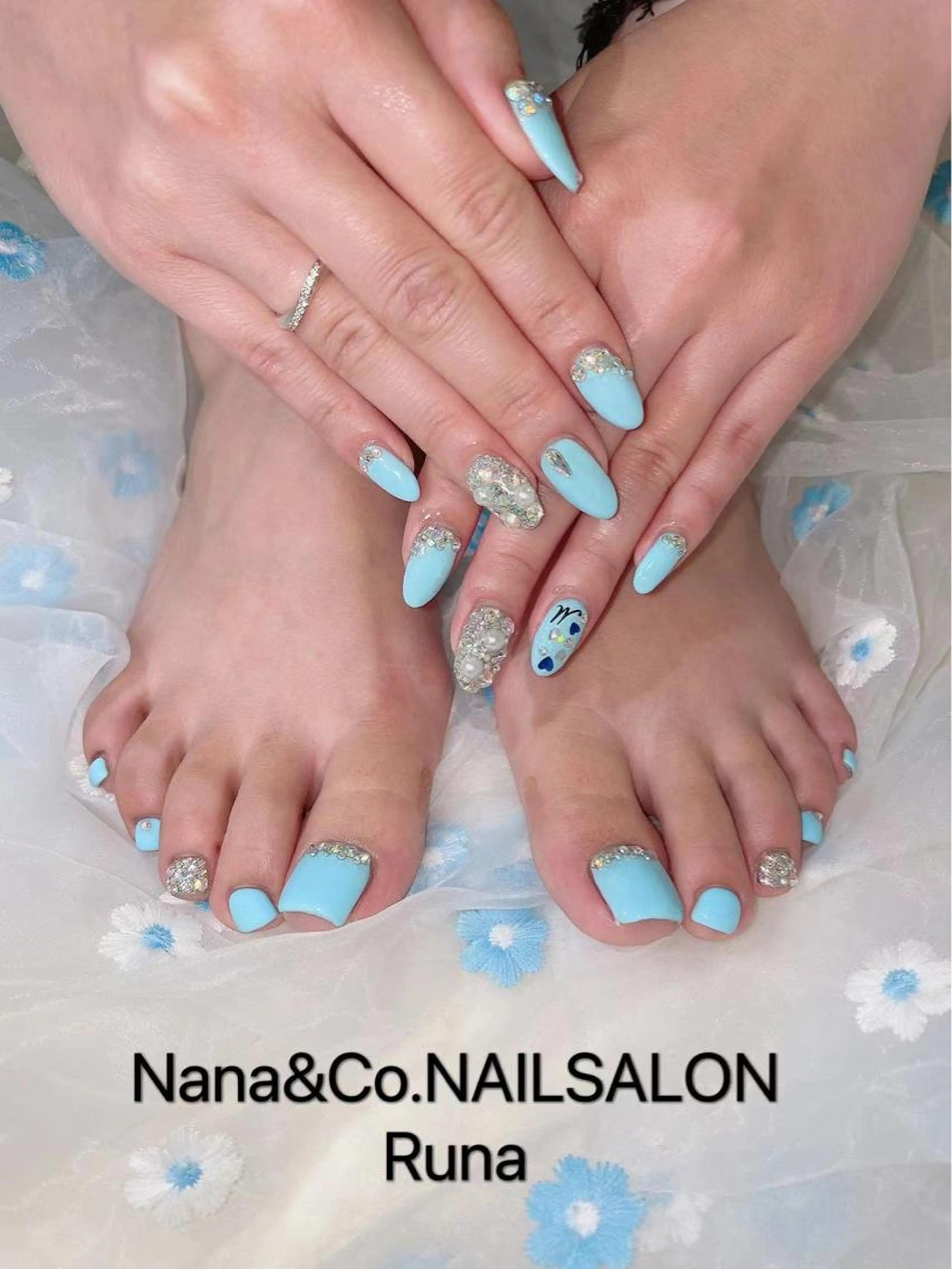 💫💥【ハンド➕フット】シンプルつけ放題（持ち込みデザイン) 【オフ無料ケア込み】の写真