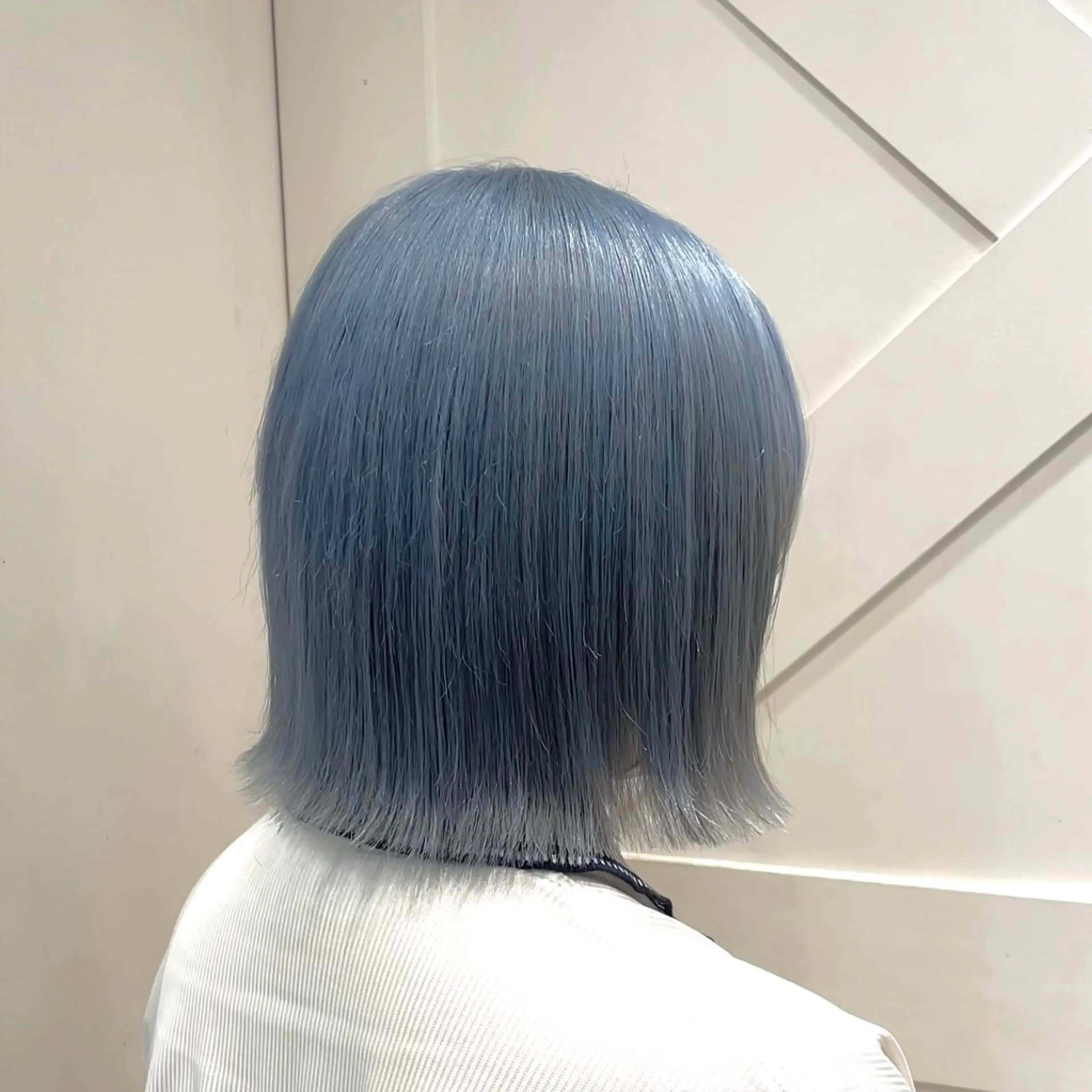 ミディアム カラー ブリーチ ヘアカラー 横浜パーマ🌐ボブ✨ 暖色カラーもえかのヘアスタイル