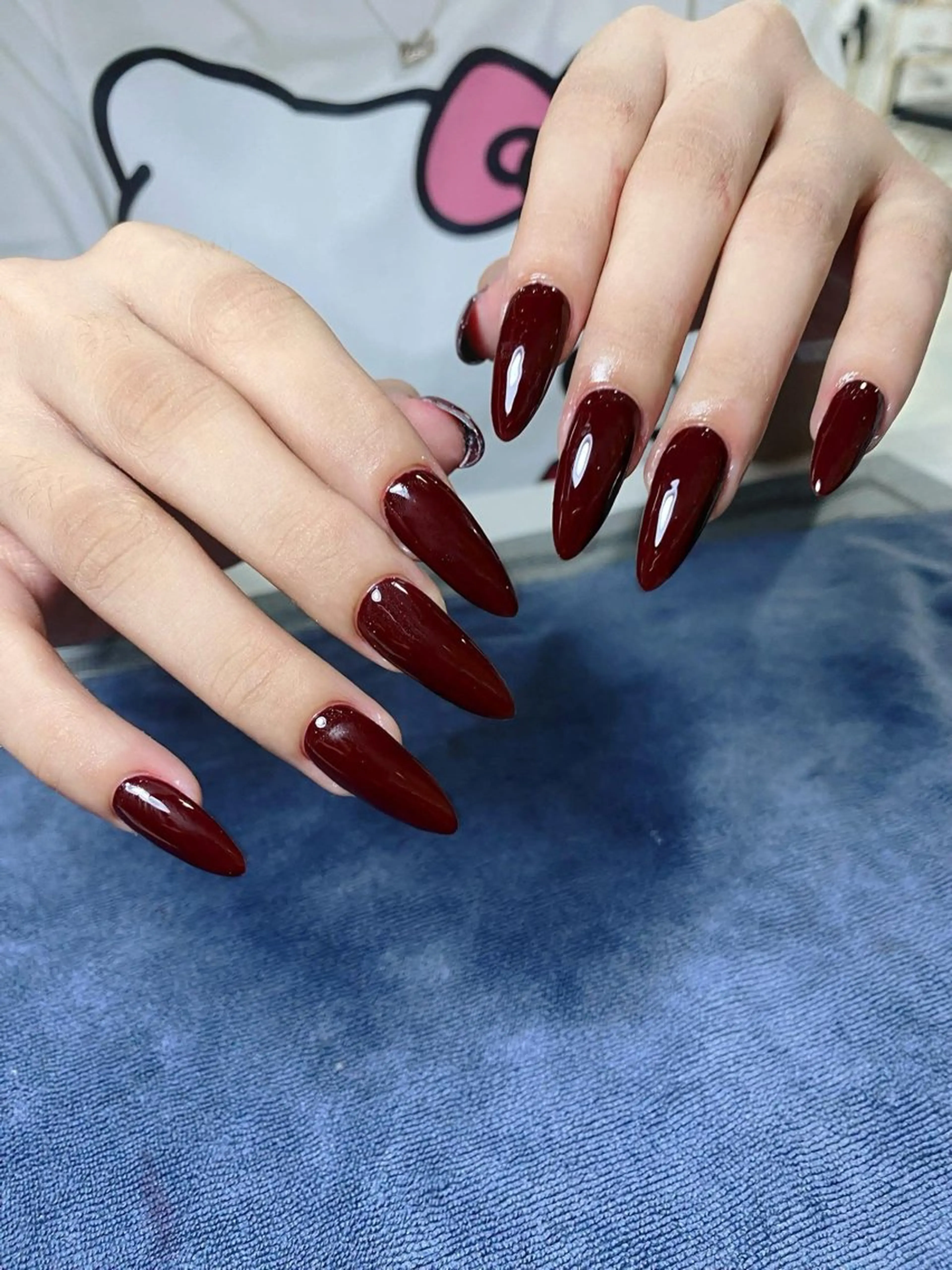 ネイル 長さ出し フレンチネイル ジェルネイル ガラスフレンチ 韓国ネイル ハンドネイル Minette nailHuongのネイルデザイン