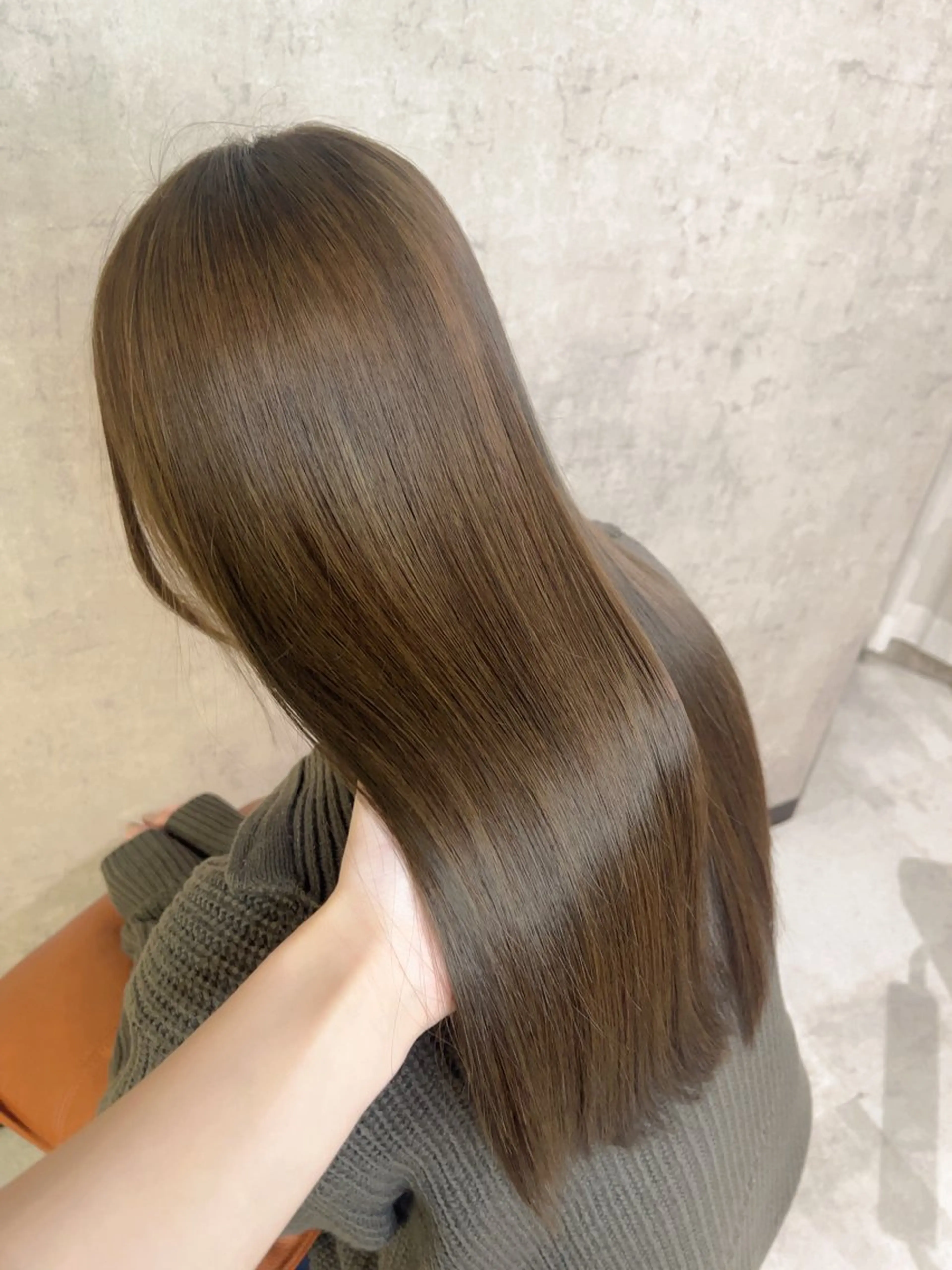 セミロング KAEDE🎀 カラー特化のヘアスタイル