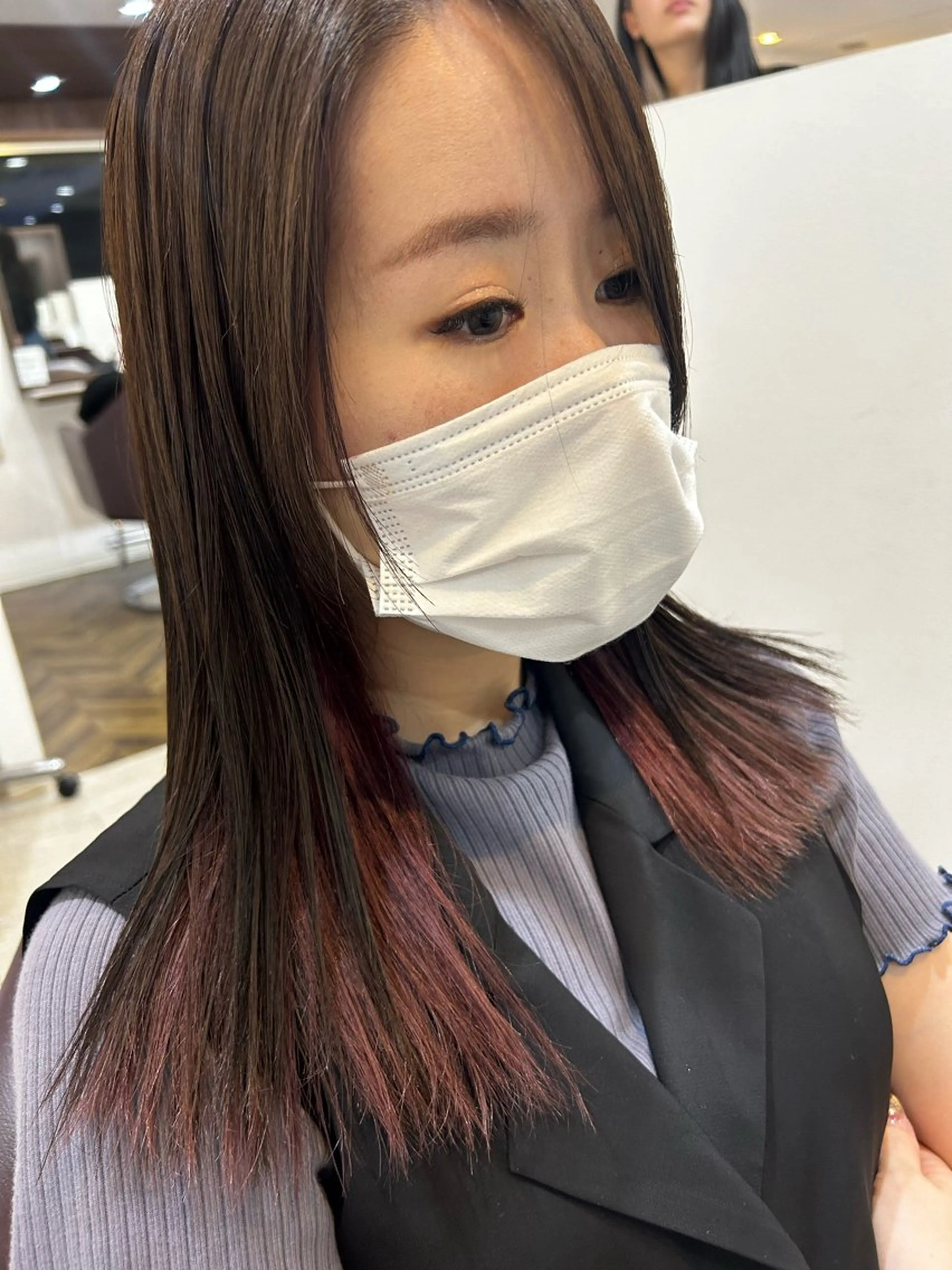 ロング カラー 上田 愛來のヘアスタイル