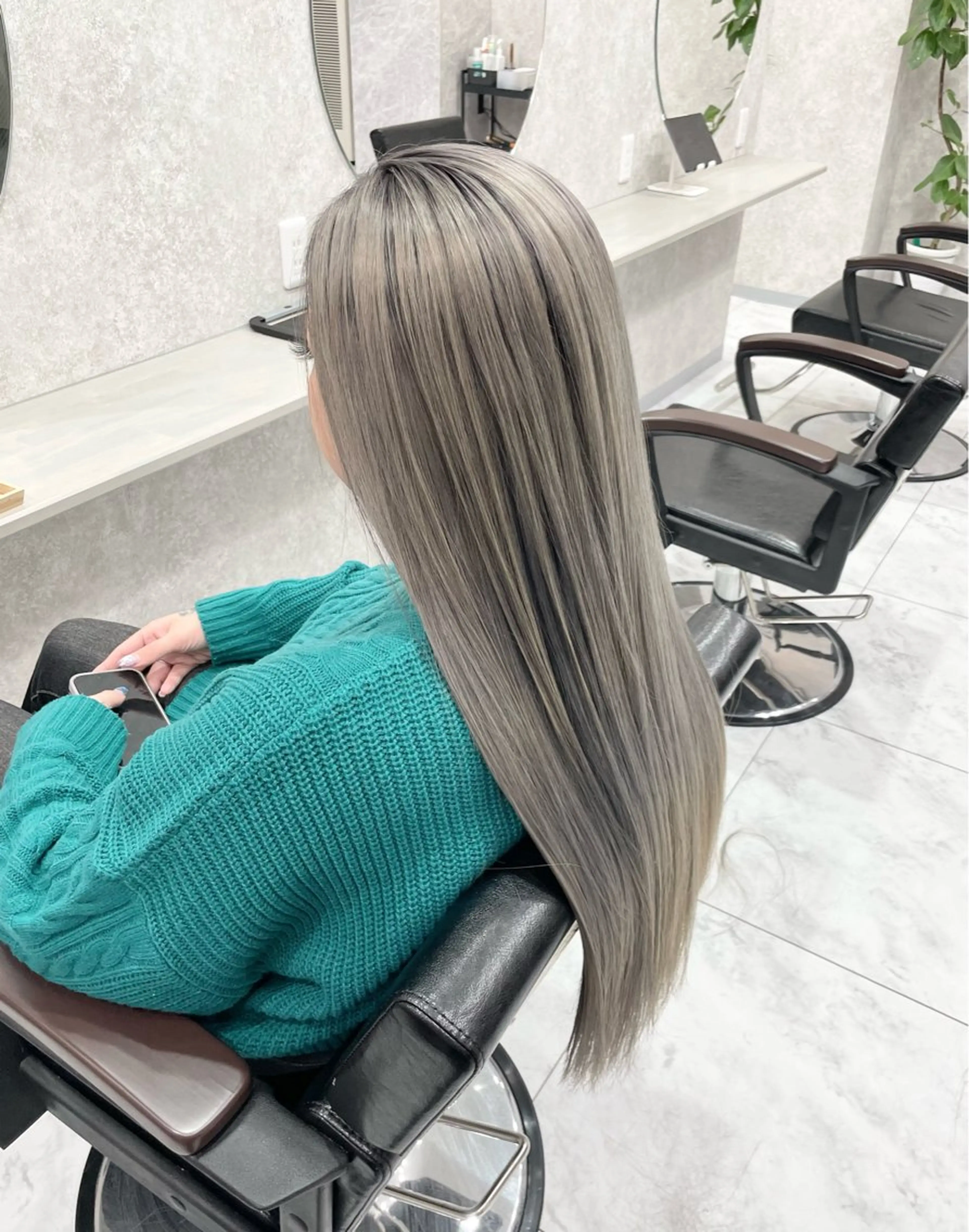 ロング 🦋ハイトーン🦋 石山 希理🦋のヘアスタイル