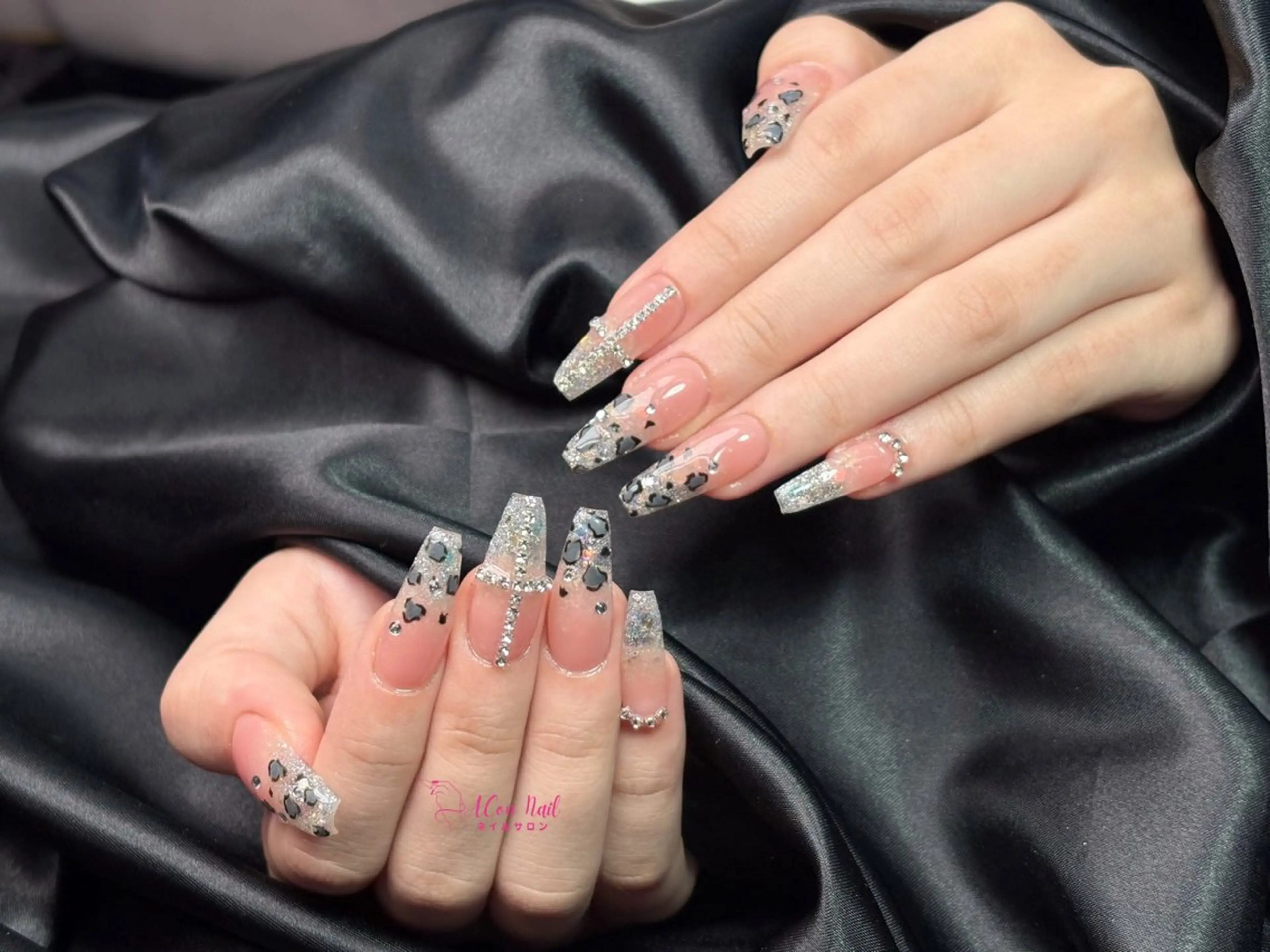 ネイル 桜ネイル 長さ出し フラワーネイル フレンチネイル ジェルネイル ハンドネイル ACon NailSalonのネイルデザイン