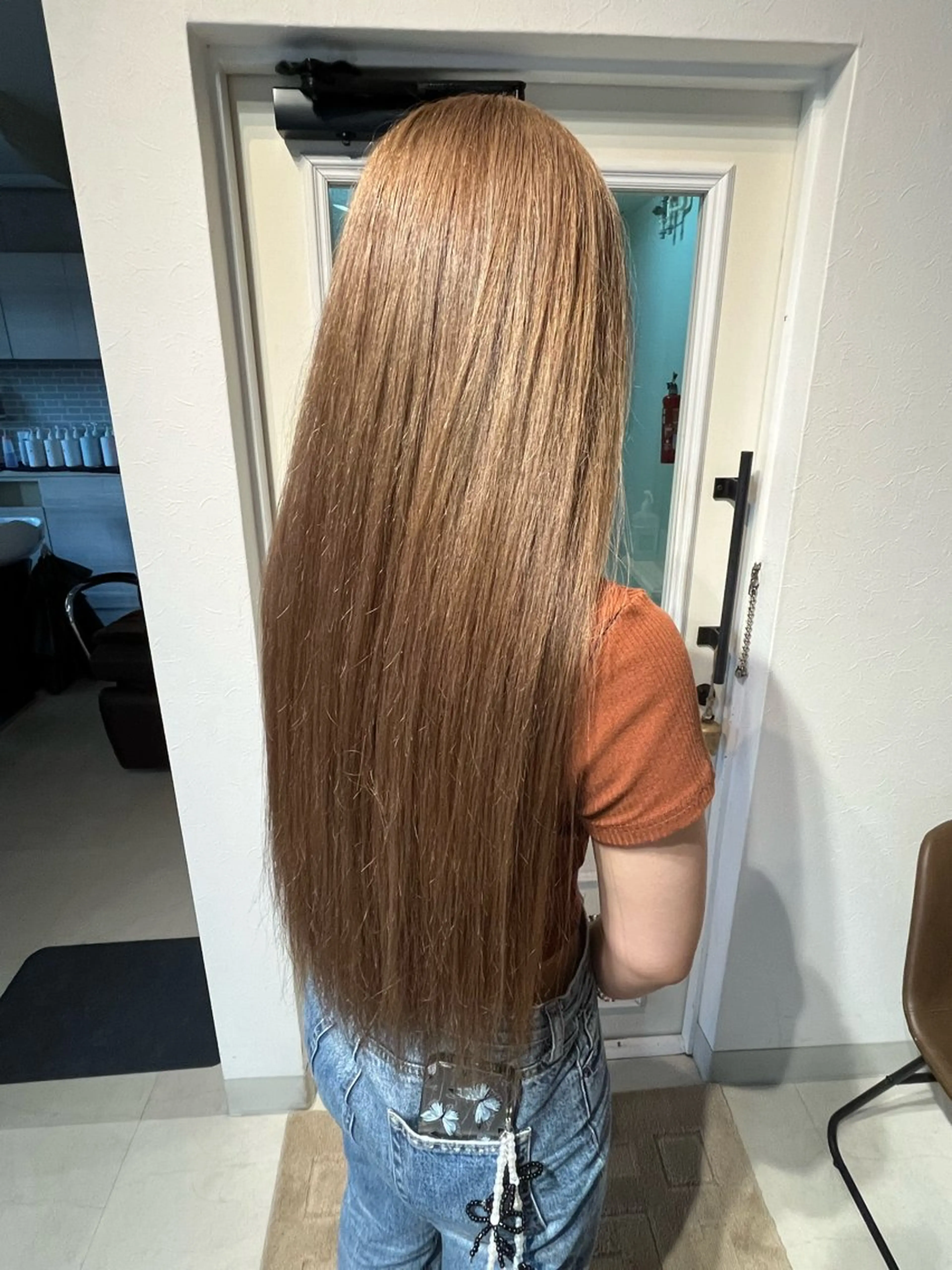 カラー ベージュカラー ハイトーンカラー ミルクティーベージュ annuy aoiのヘアスタイル