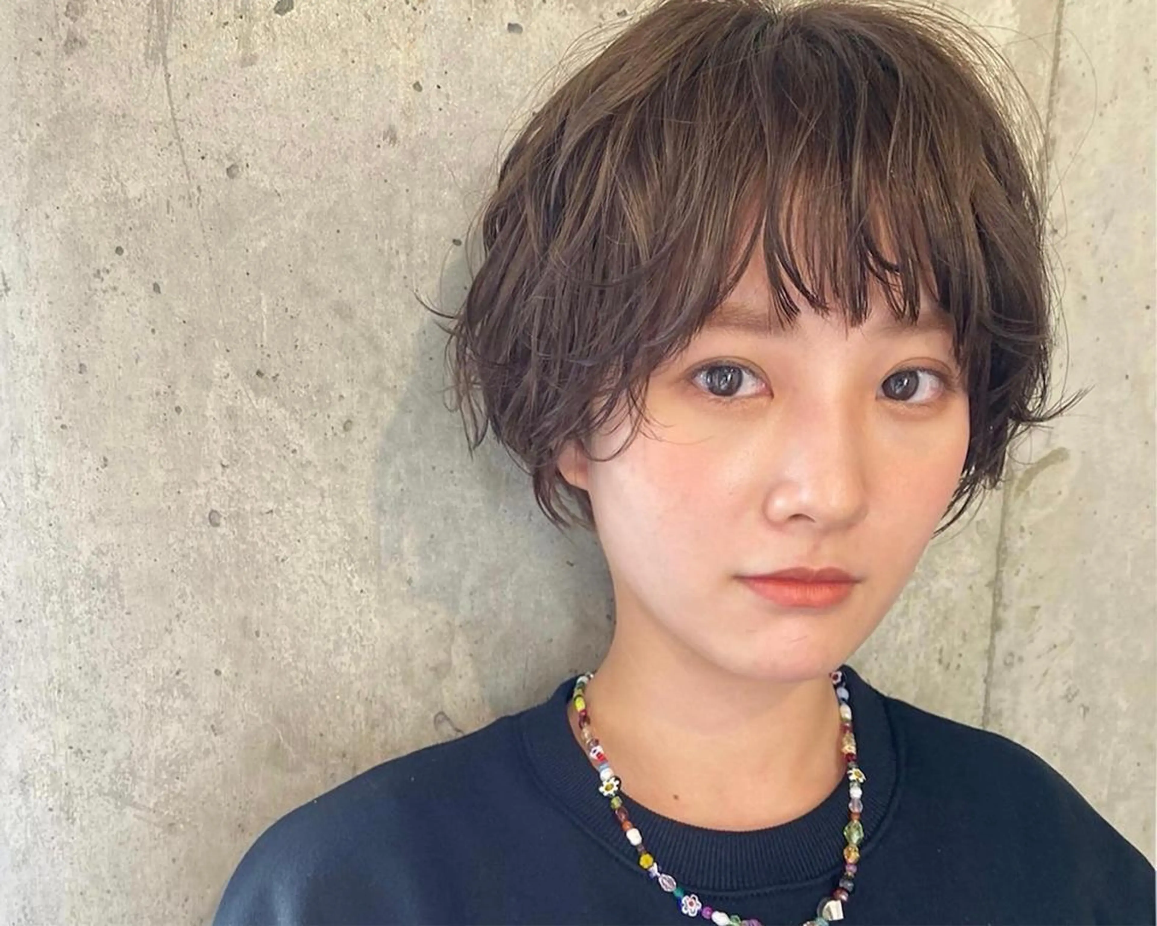 カラー ダブルカラー イヤリングカラー ハイトーンカラー インナーカラー ito 小山綾花のマツエク・マツパデザイン