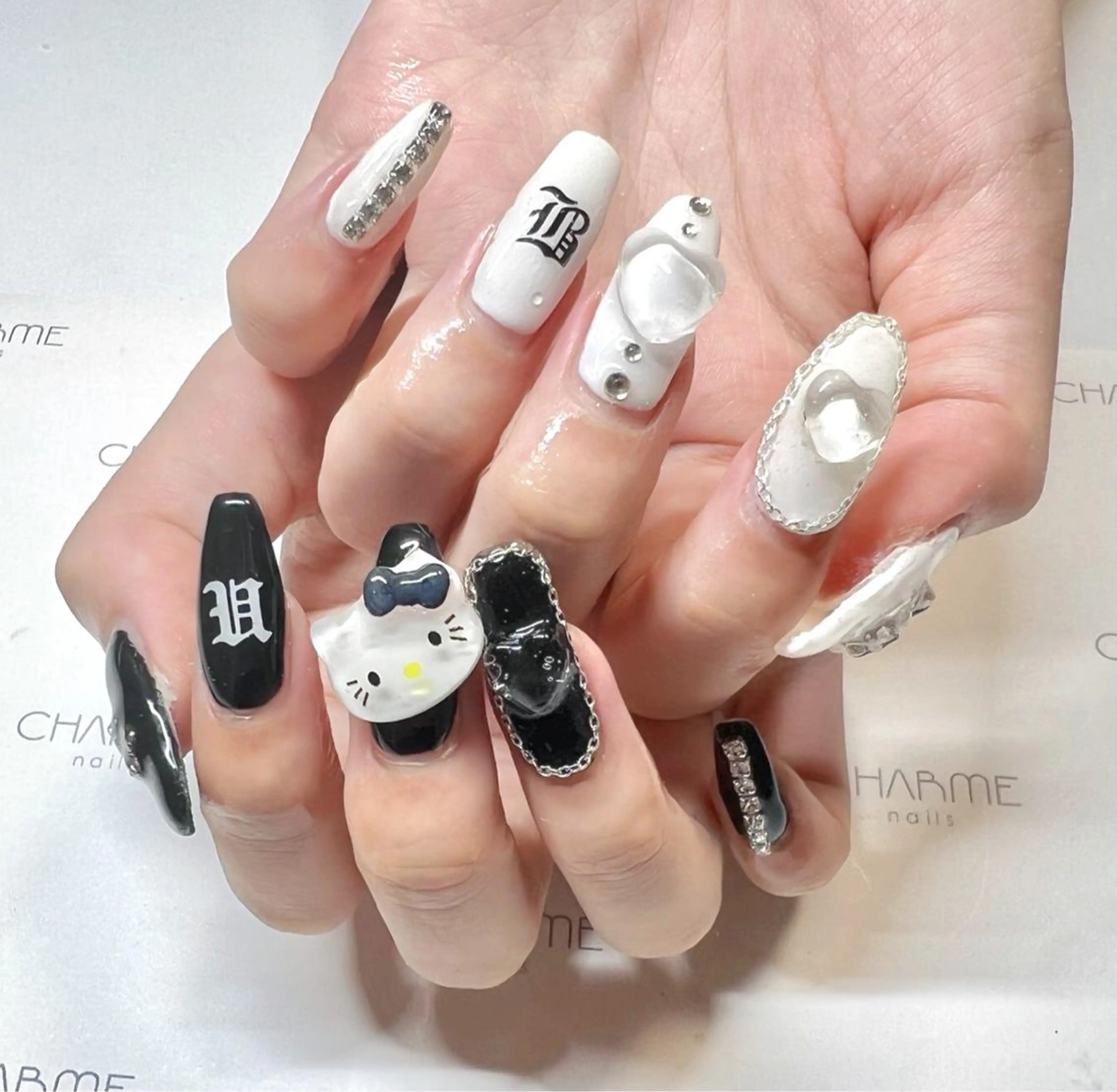 ネイル ハンドネイル CHARME 🤎〔RINA〕のネイルデザイン