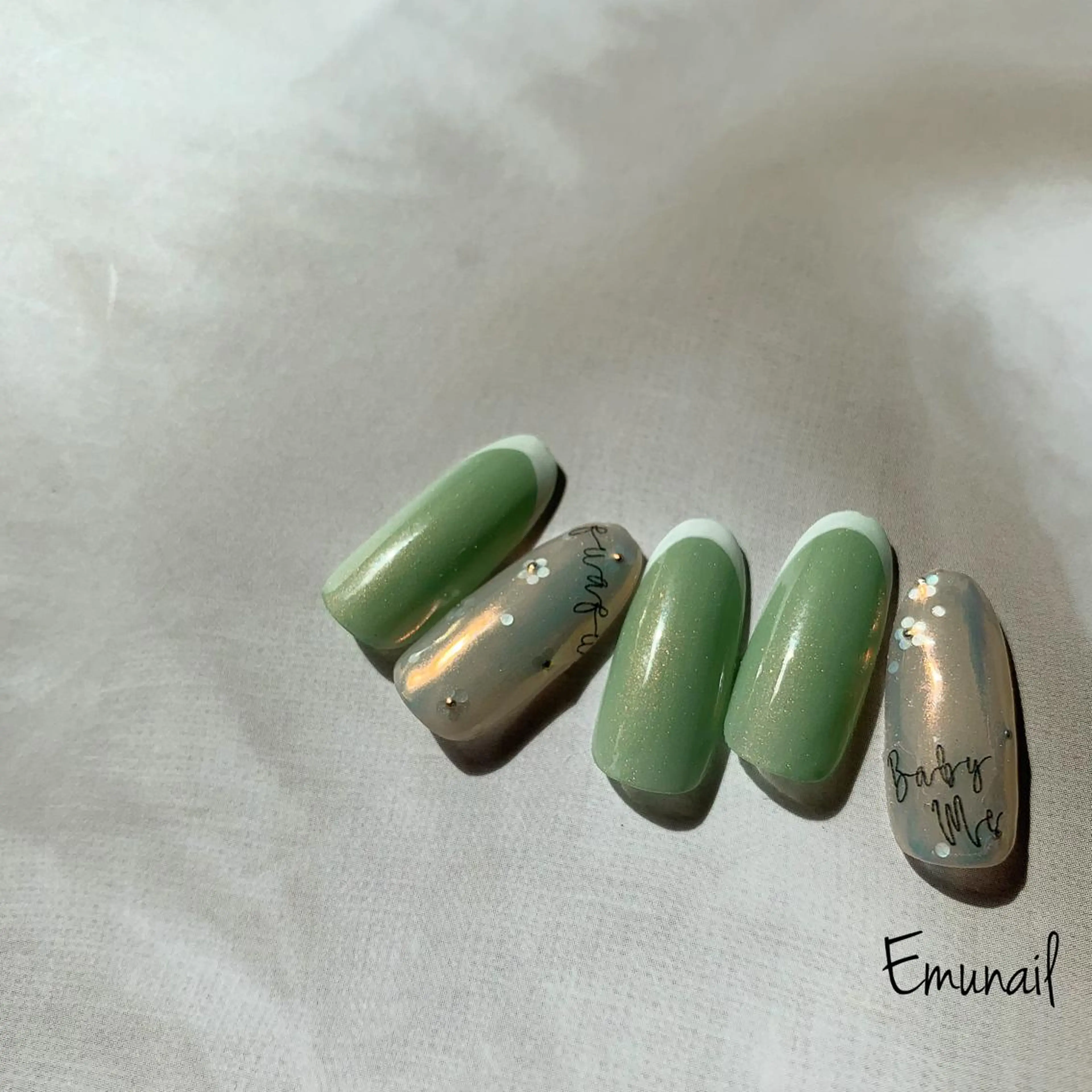 ネイル ハンドネイル Emu Nailのネイルデザイン