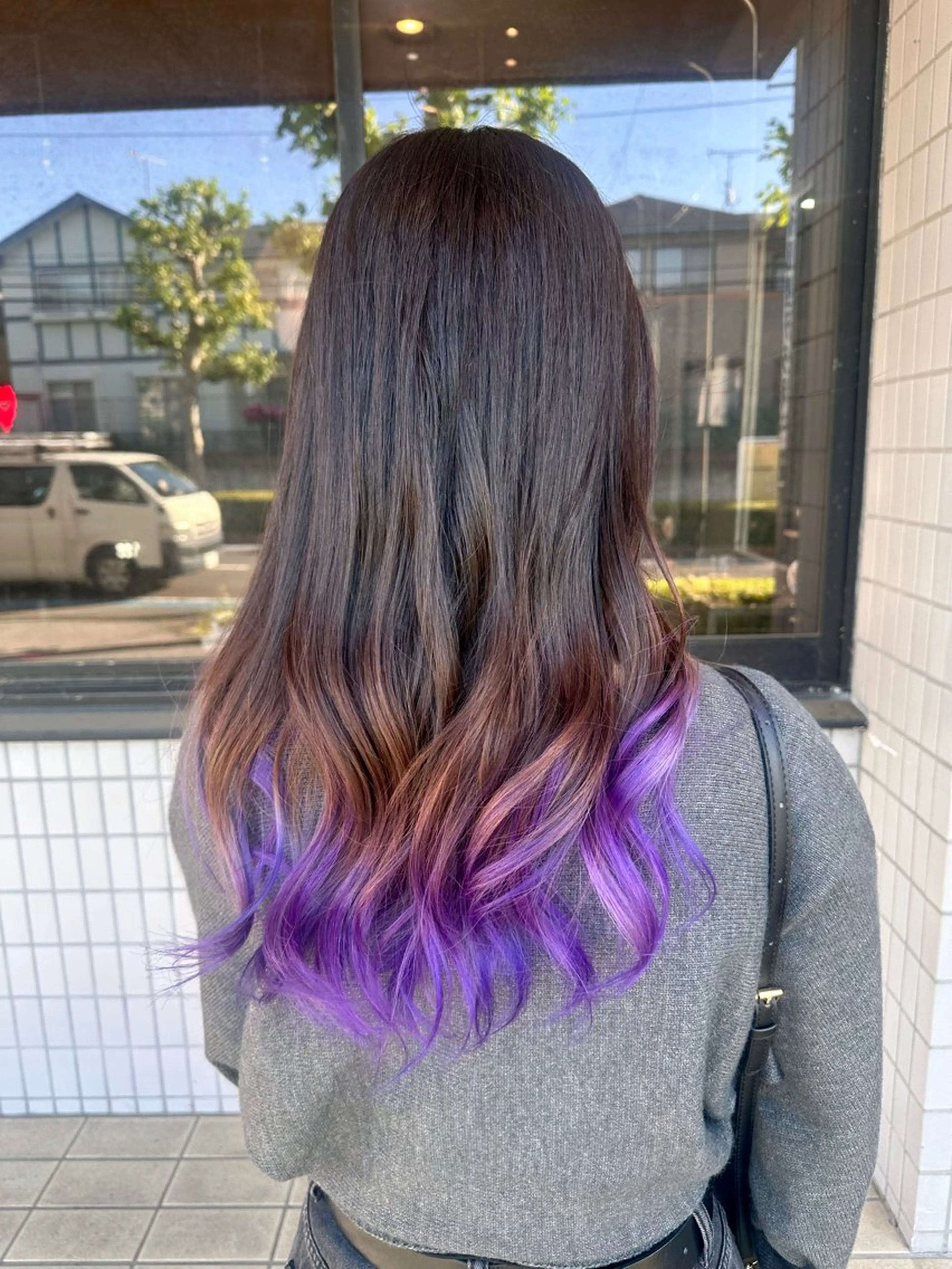 ロング タカツド ユウキのヘアスタイル