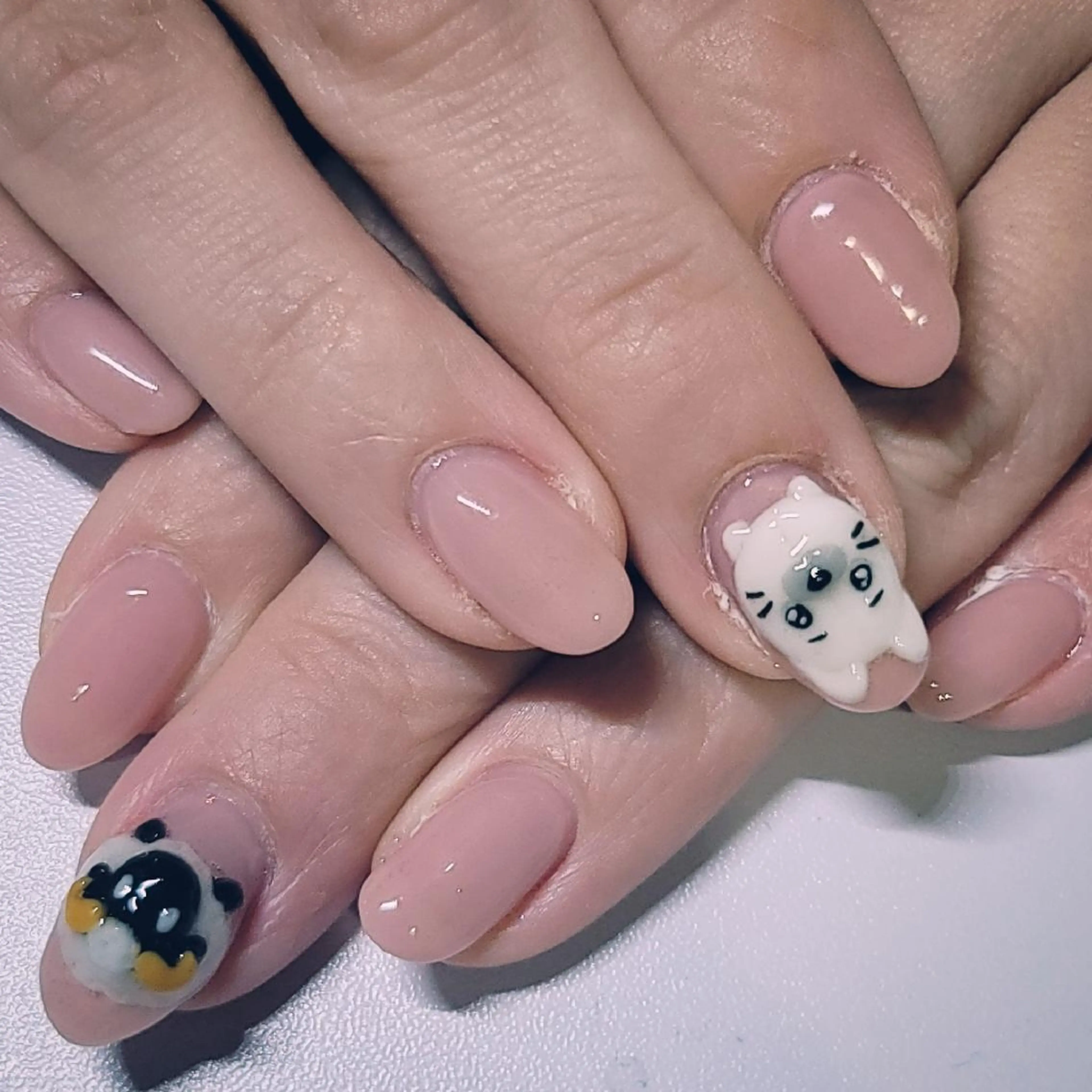 ネイル アートネイル 氷ネイル・うるうるネイル ワンカラーネイル ピンク ピンクベージュ ハンドネイル よしだ ひろきのネイルデザイン