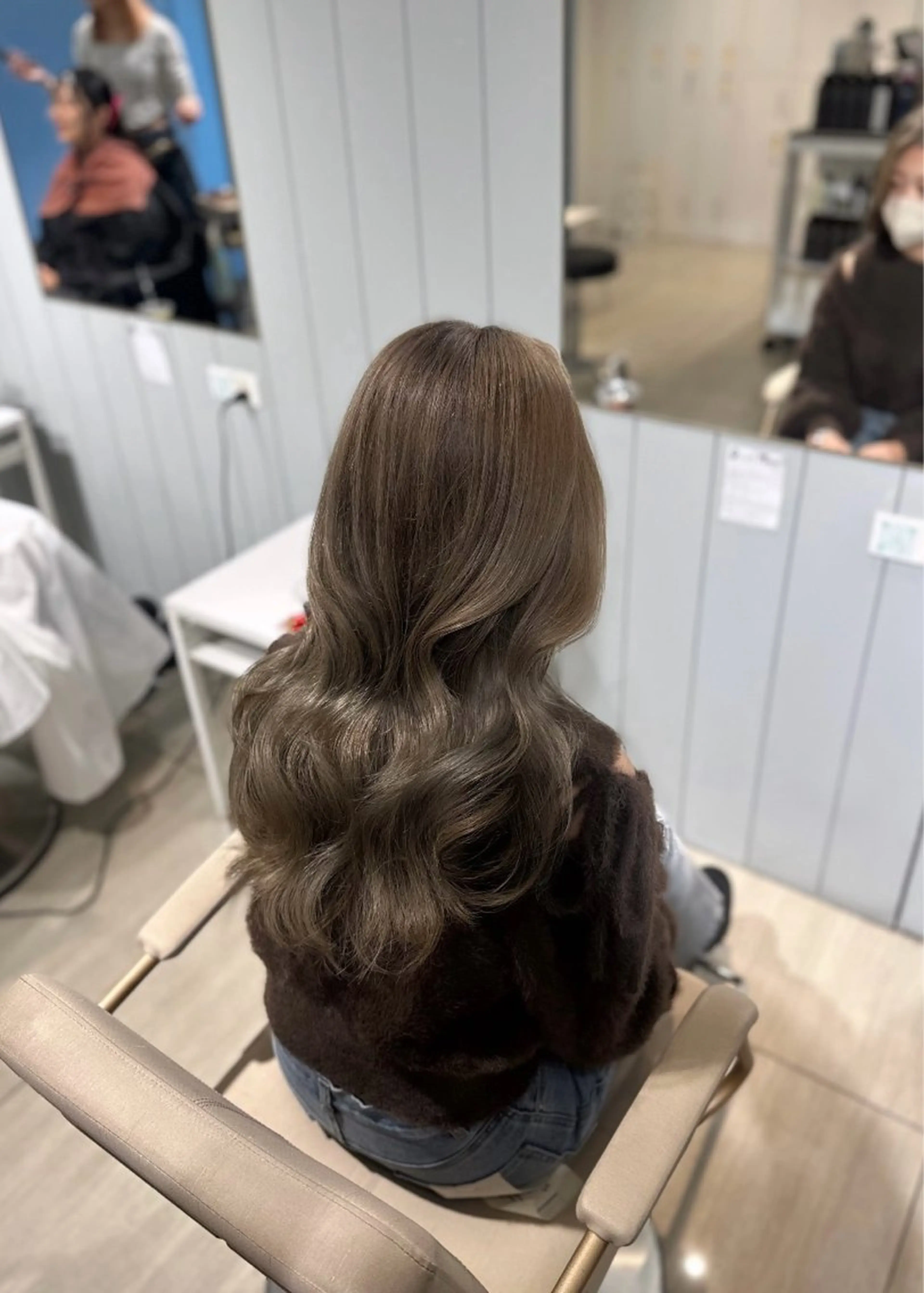 ロング カラー ベージュカラー ブリーチ ダブルカラー グレージュ ブリーチなしカラー ヘアカラー 韓国ヘア/髪質改善 /natsuki🧸のヘアスタイル