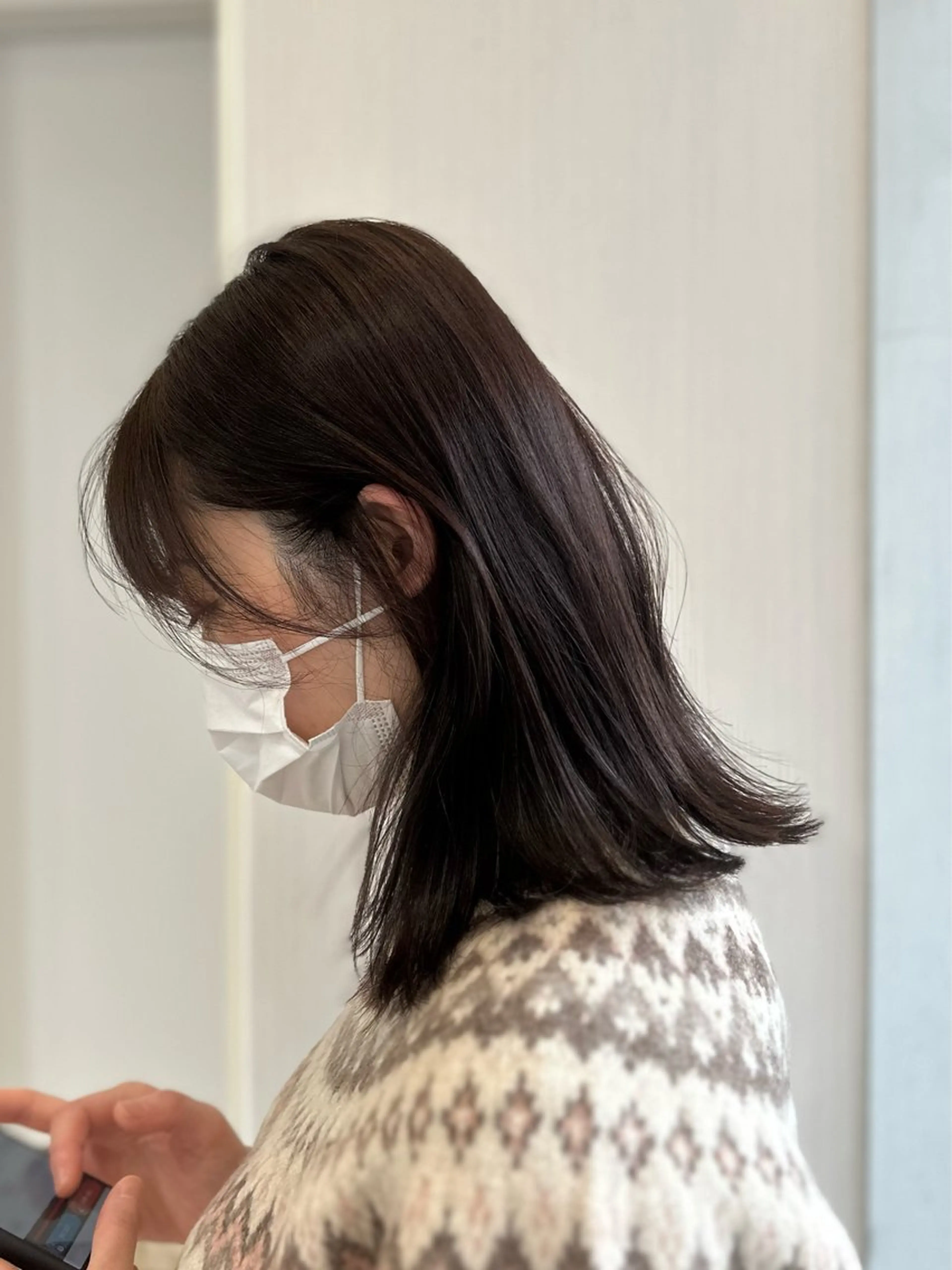 ミディアム カラー パーマ ヘアアレンジ メンズ 切りっぱなしボブ メンズ韓国風 ボブ くせ毛 髪質改善 切りっぱなしヘアボブ ミディアムヘアRYOのヘアスタイル