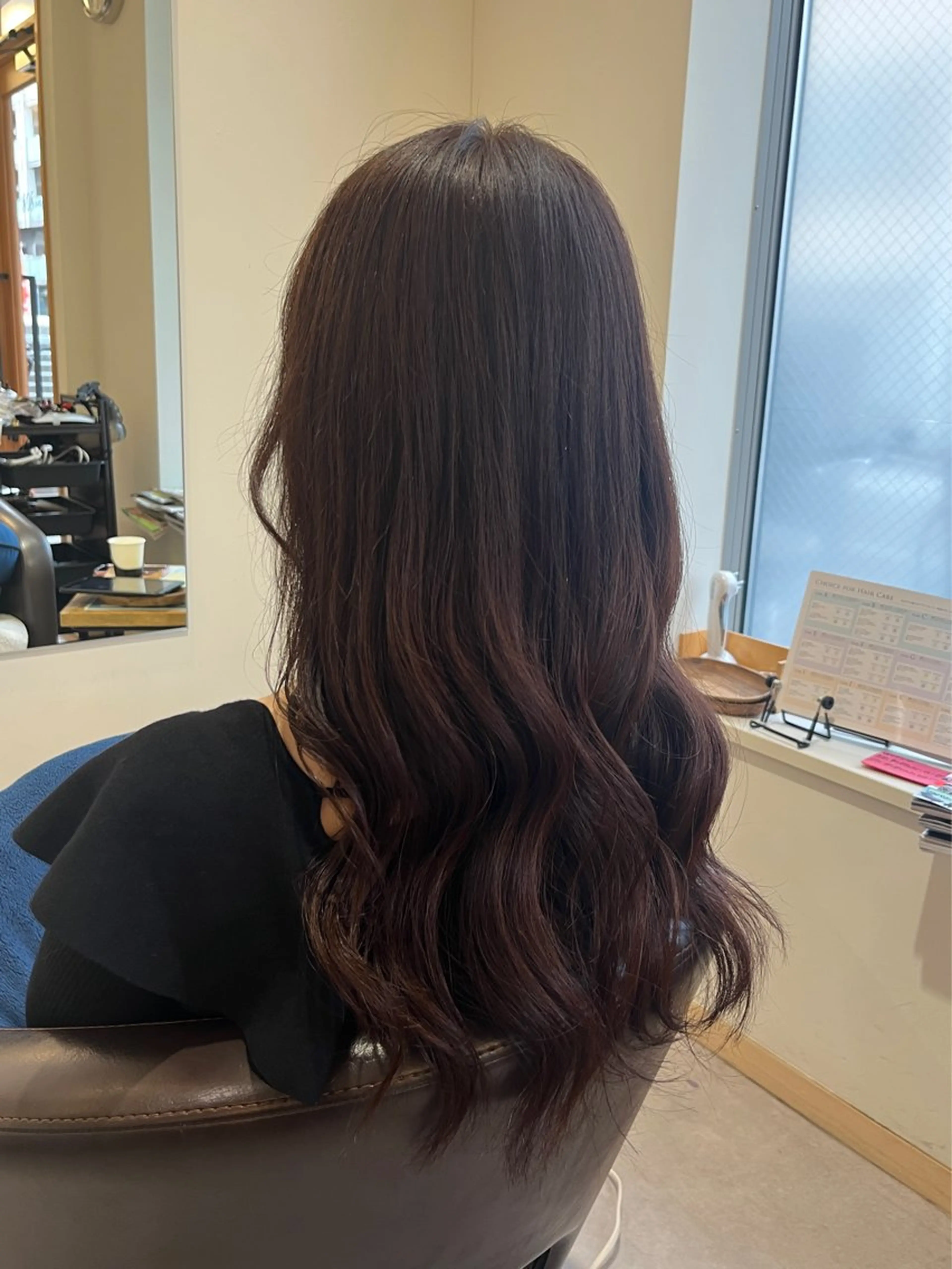 ロング カラー 荒井 茉凜のヘアスタイル
