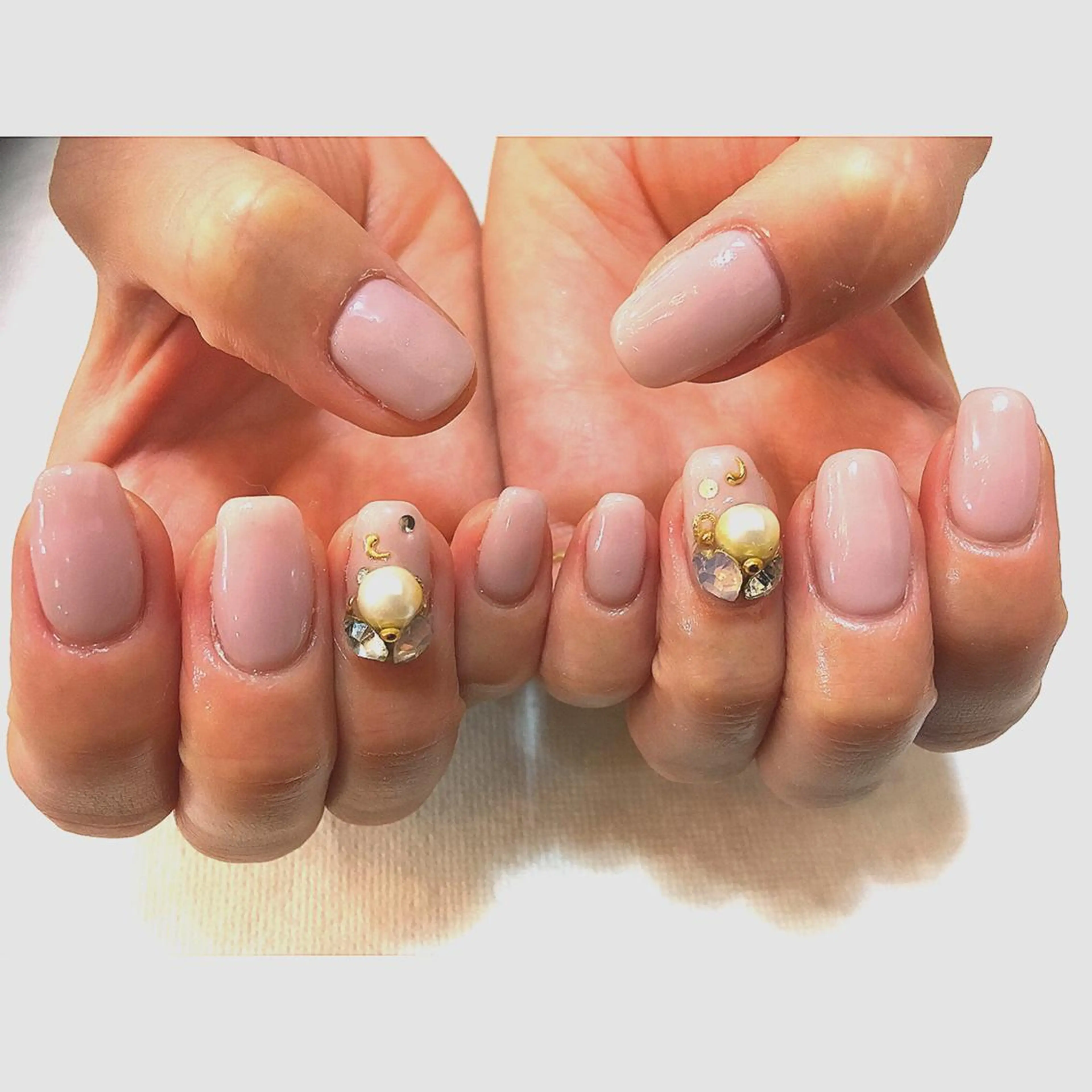 ネイル シンプルネイル 山田 真里のネイルデザイン