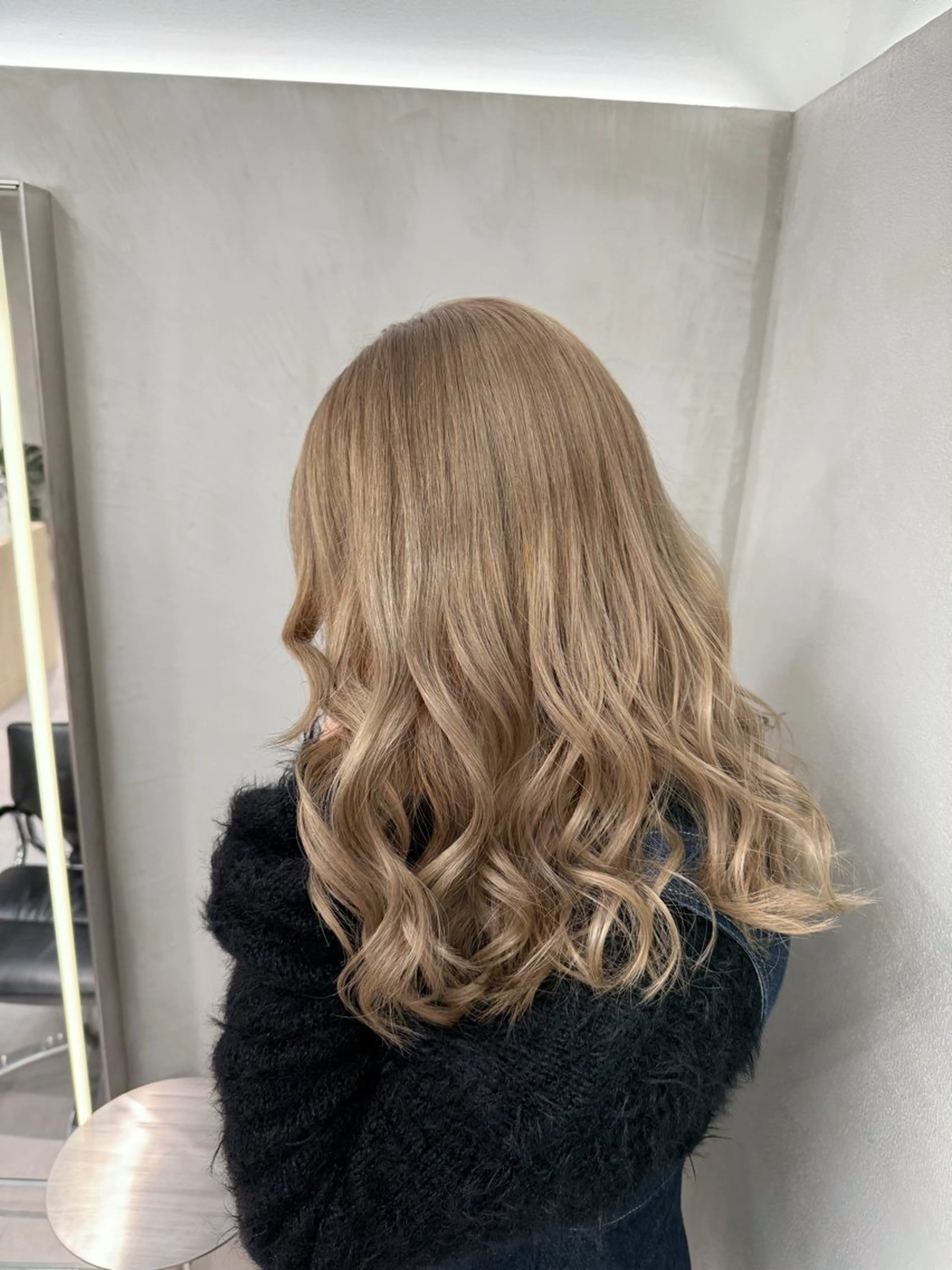 ロング カラー ハイトーンカラー ヘアカラー トリートメント 🤍haruna 🤍SUIのヘアスタイル