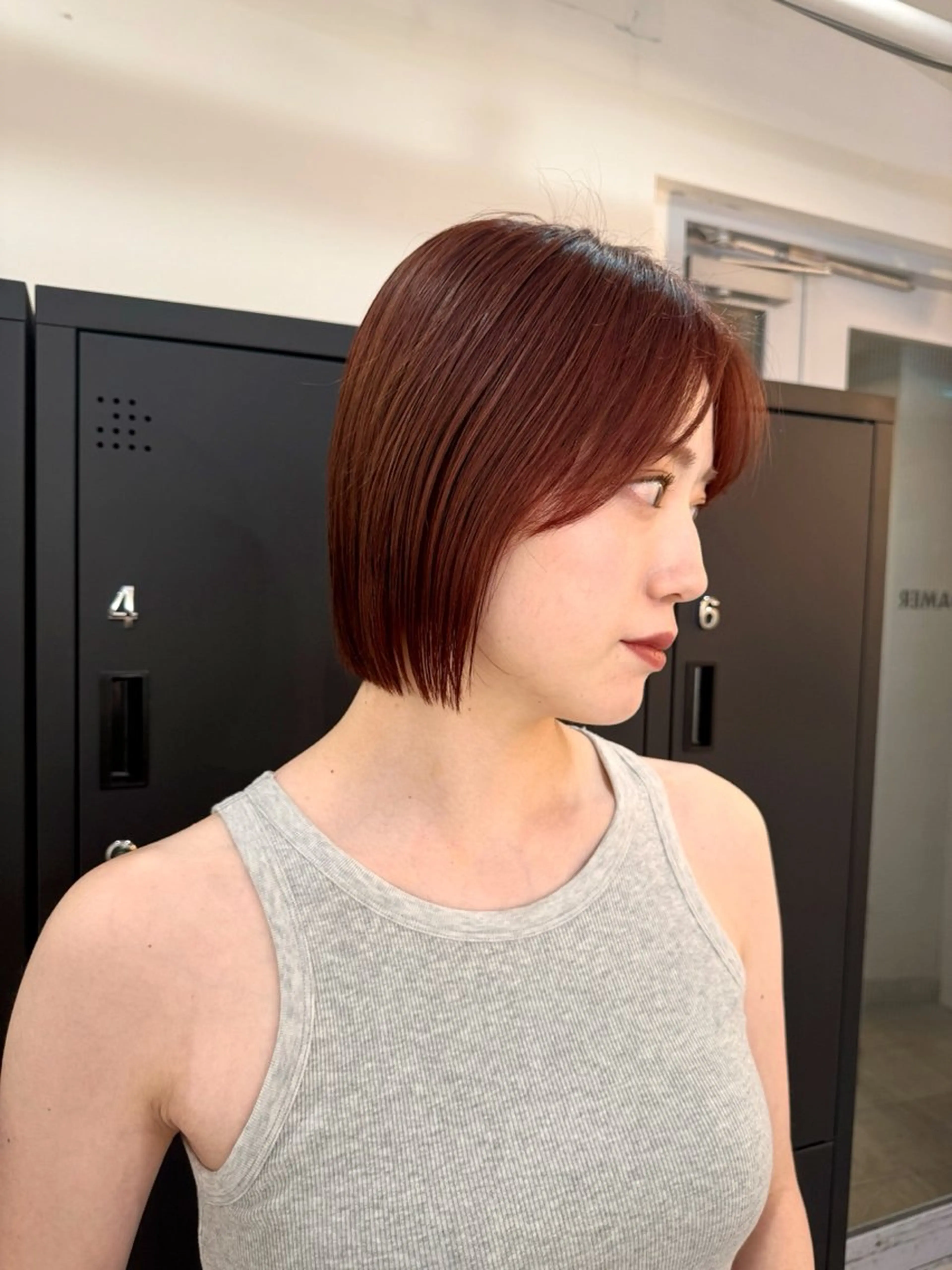 ミディアム ボブ カット 須藤　優真 切りっぱなしボブのヘアスタイル