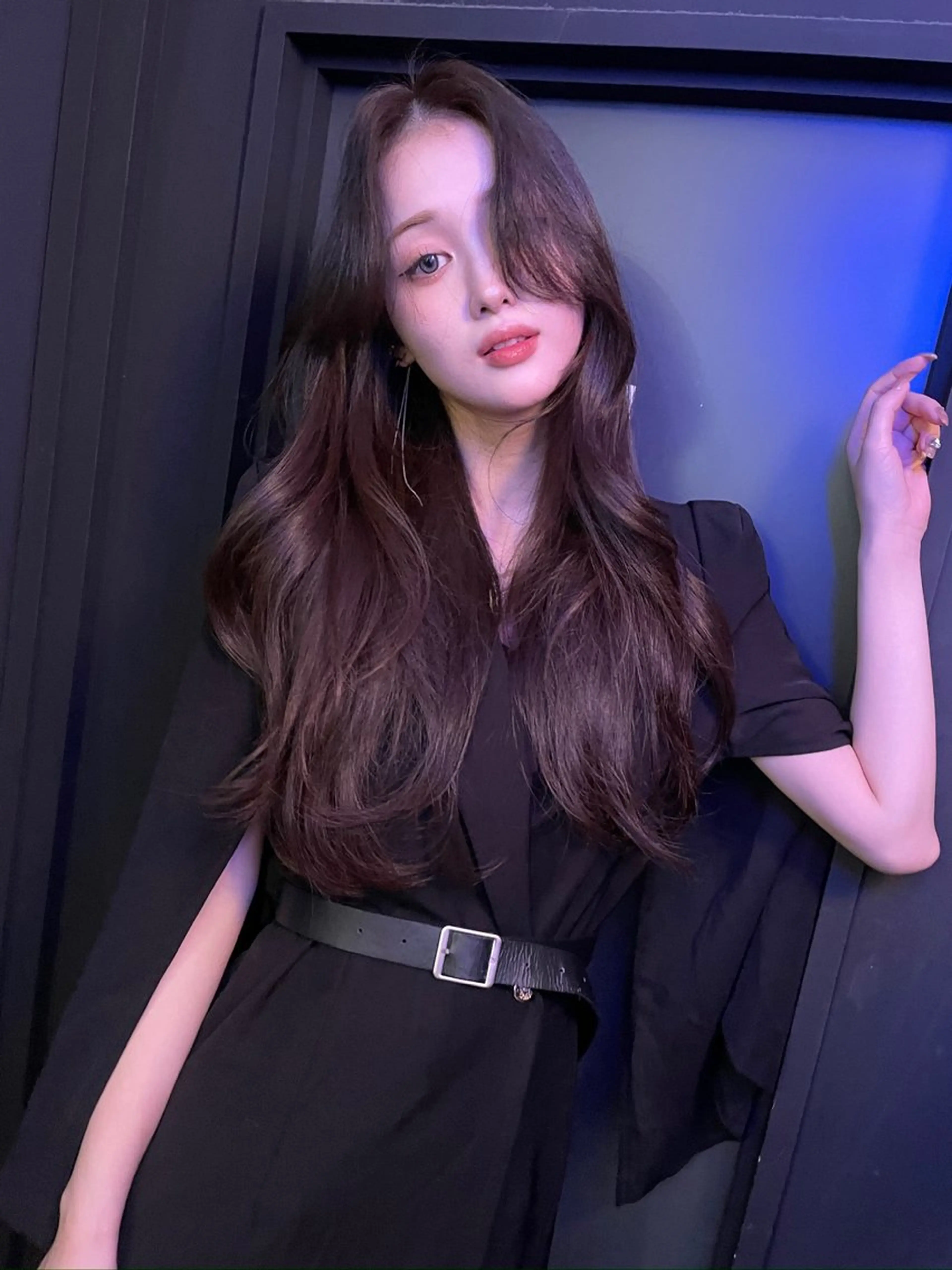 ロング カット ヘアカラー 韓国ヘア🇰🇷 YURIYAのヘアスタイル