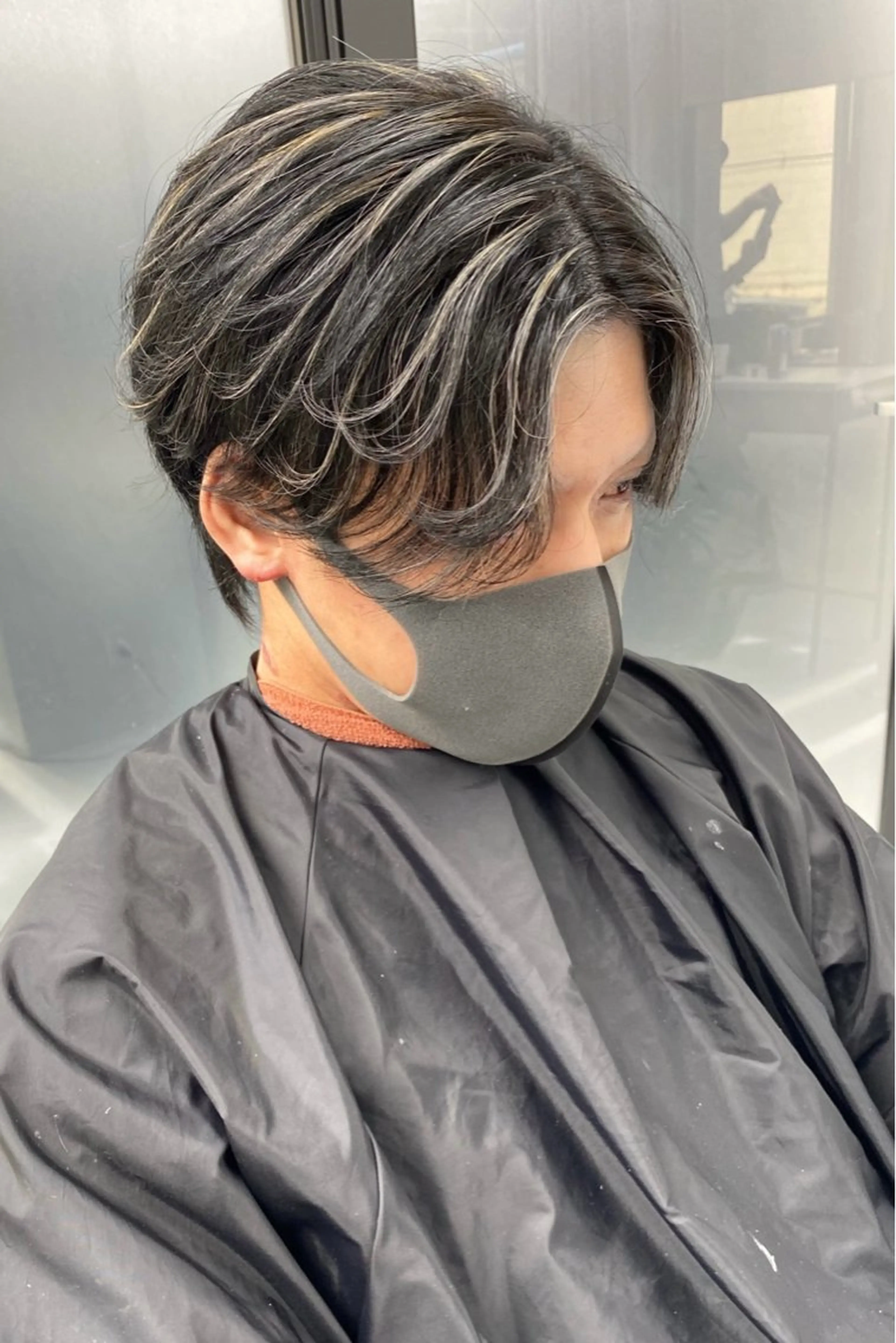 ショート カラー カット ヘアカラー 縮毛矯正 トリートメント レイヤーカット 艶髪/西尾 幸樹のヘアスタイル