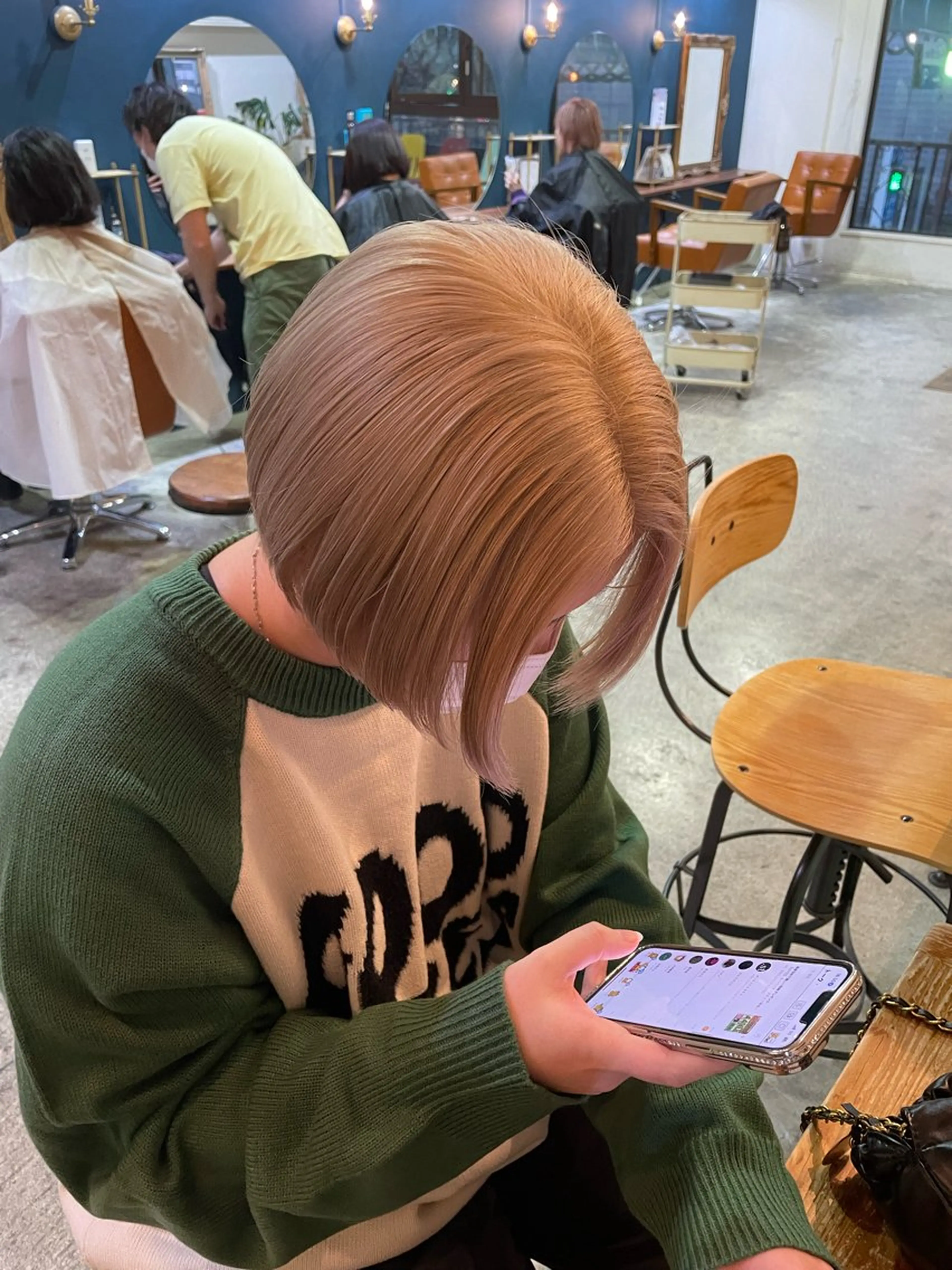 ショート カラー ヘアアレンジ ベージュカラー ミルクティーベージュ ヘアカラー トリートメント ヘアセット ☂️カトウ ケイゴ☂️のヘアスタイル