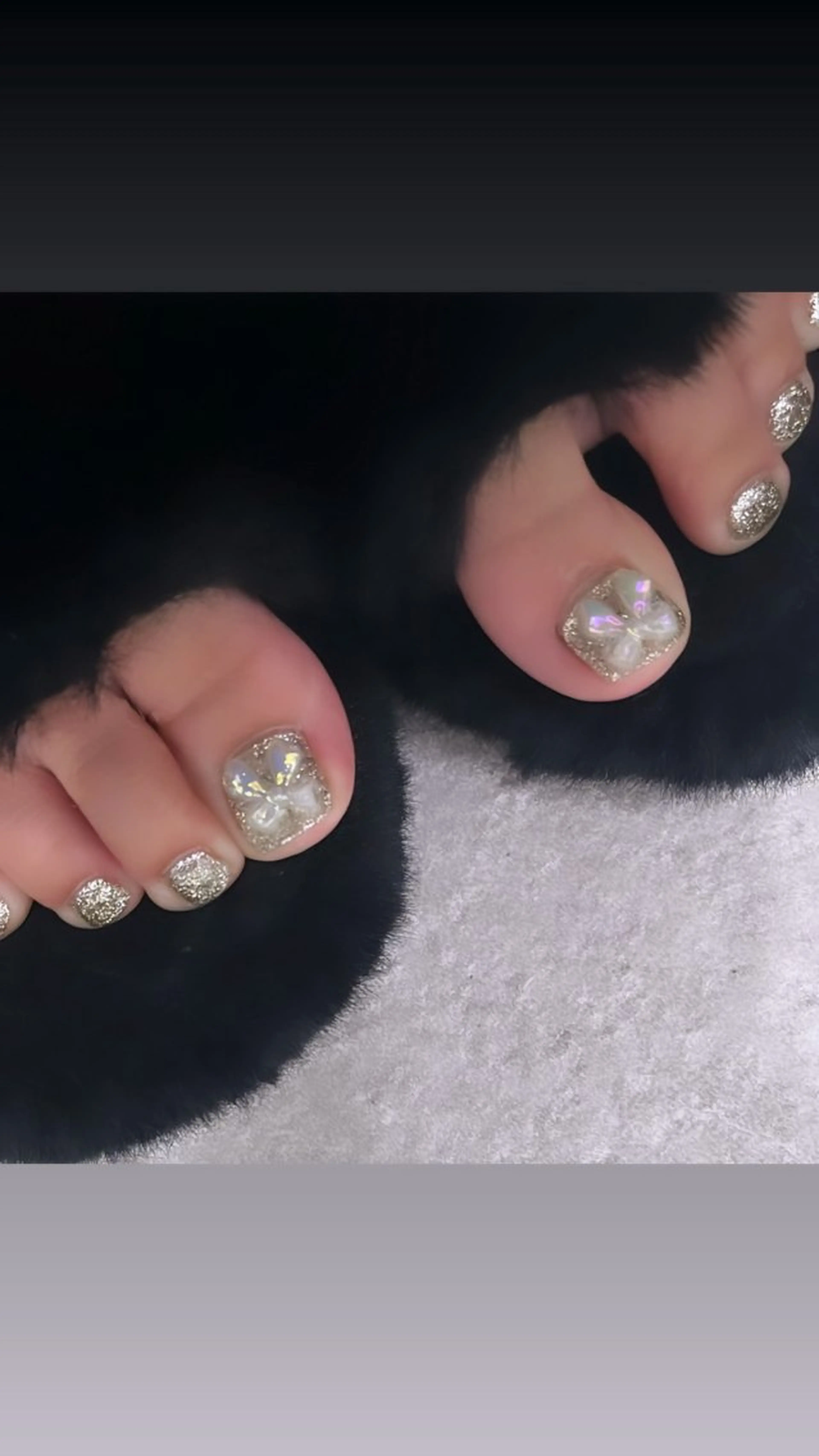 ネイル 鈴木 愛のネイルデザイン
