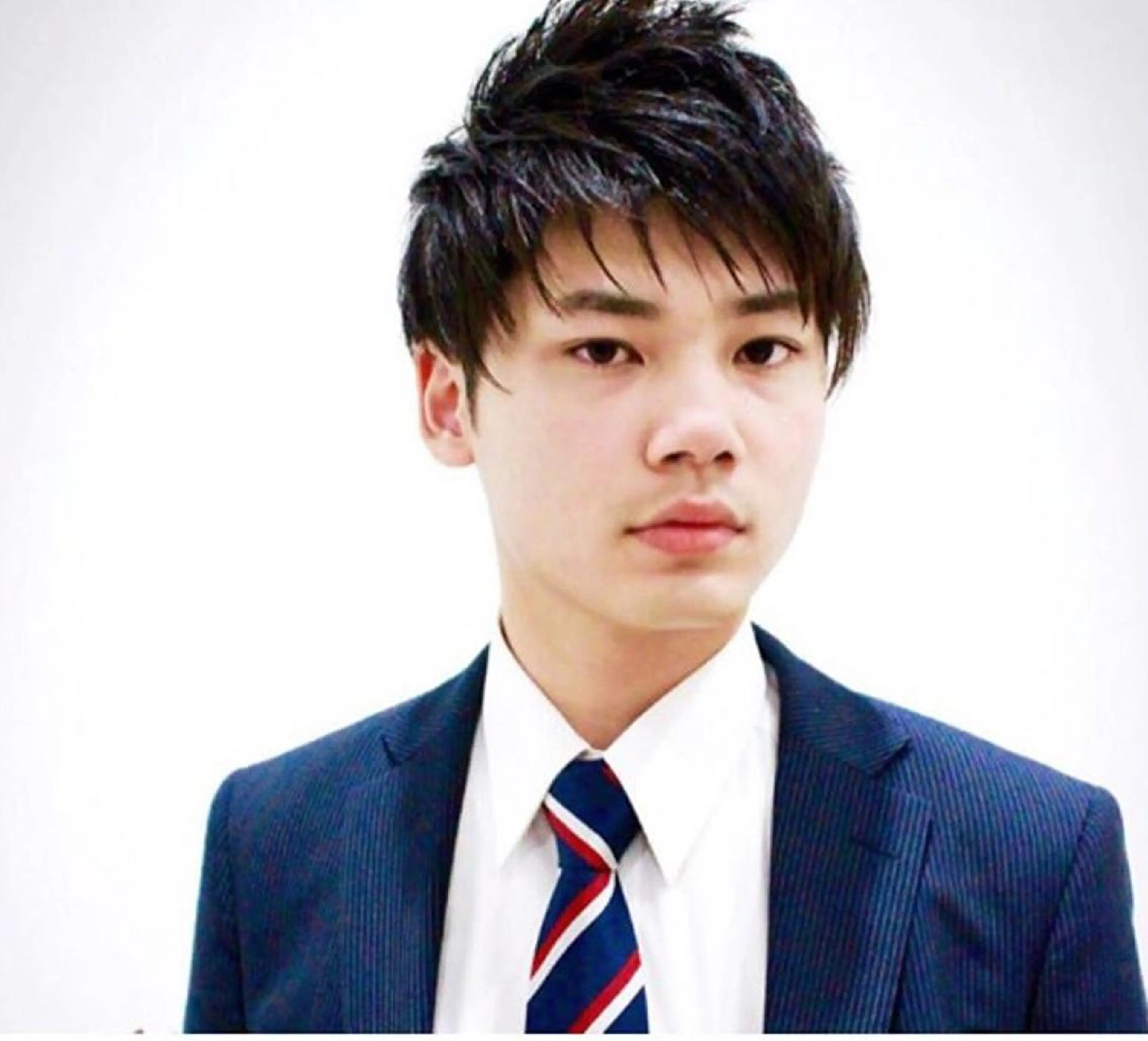 メンズ 所渉/韓国レイヤー /ウルフカットのヘアスタイル