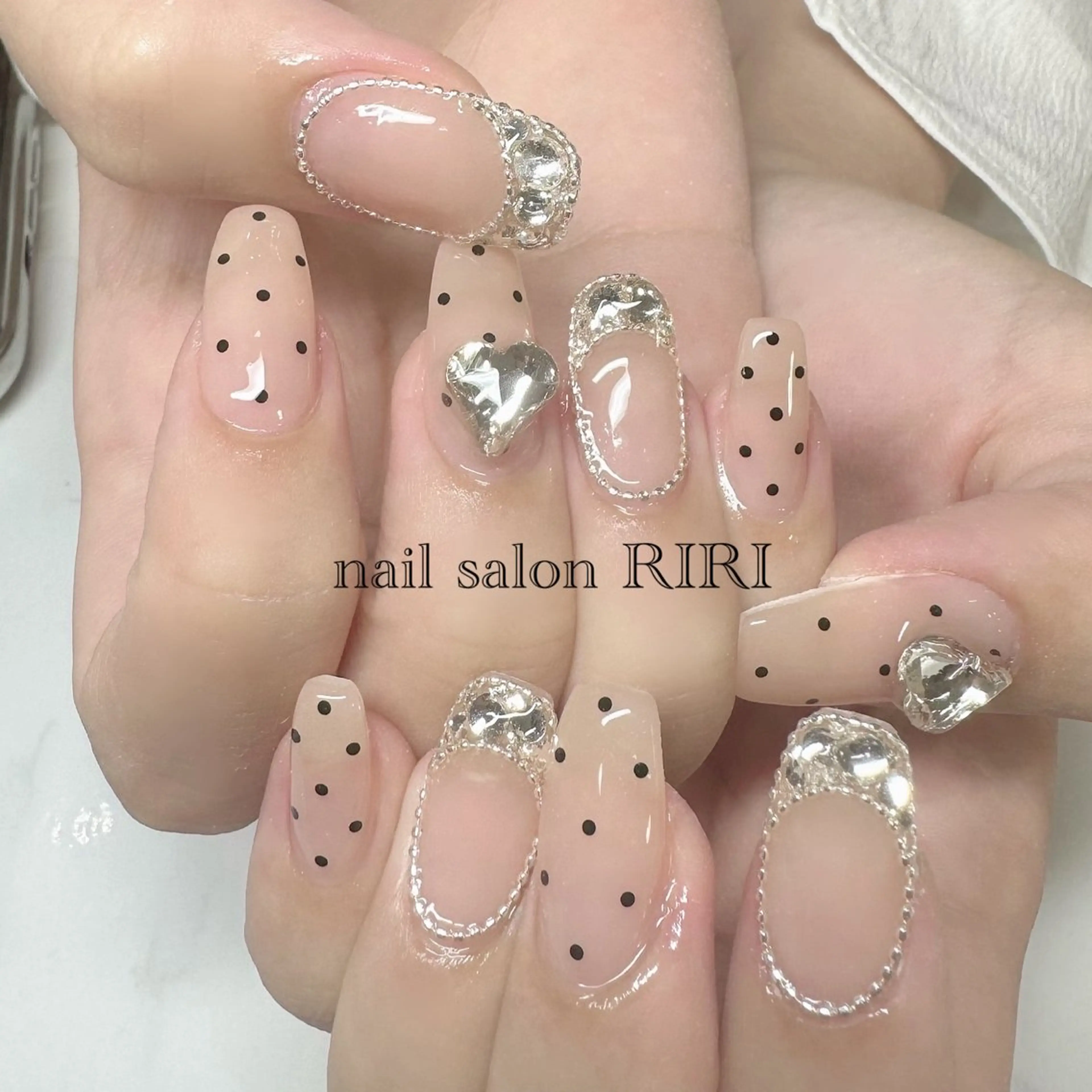 ネイル ワンホンネイル RIRI リリのネイルデザイン