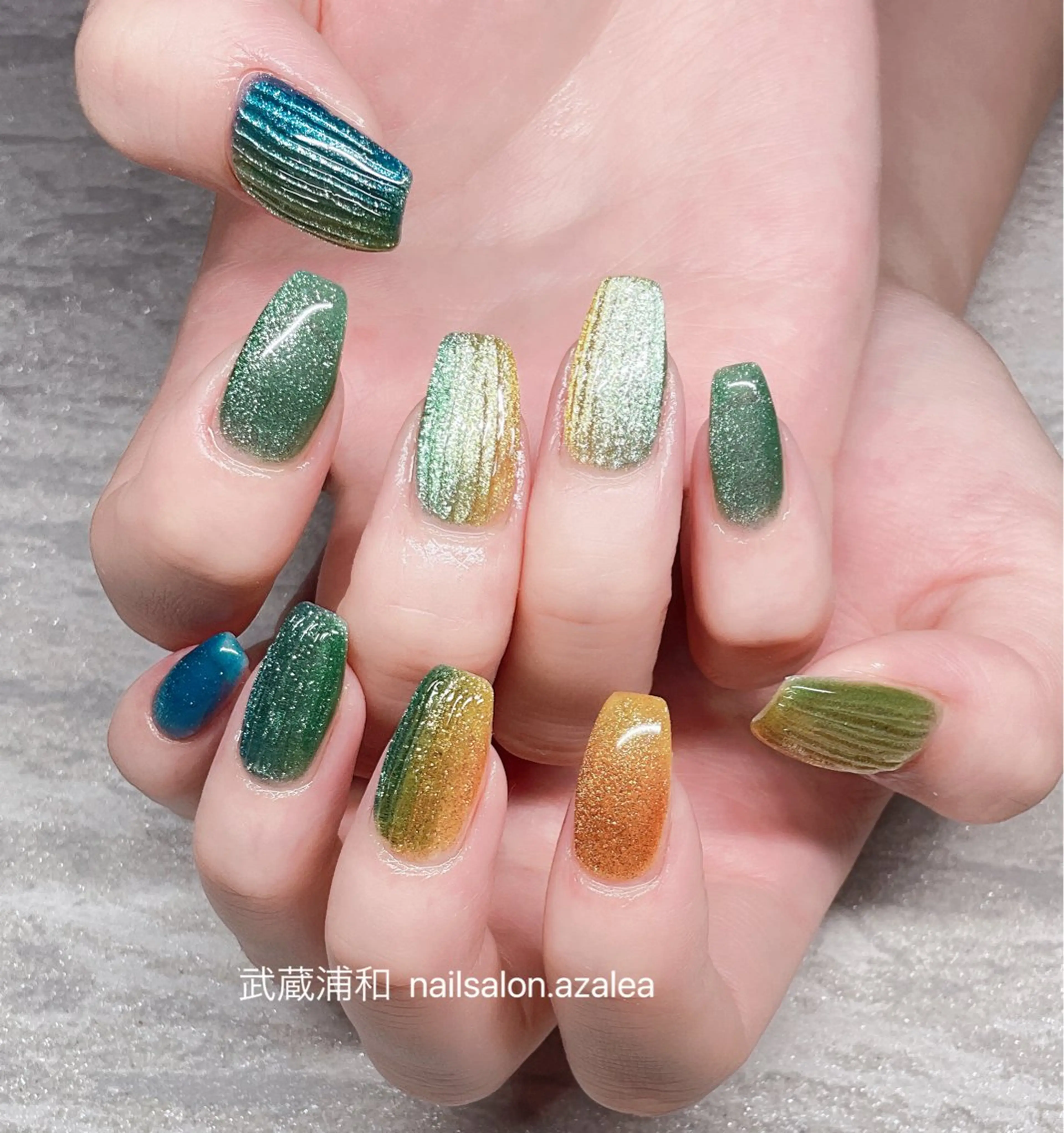 ネイル ハンドネイル R inのネイルデザイン