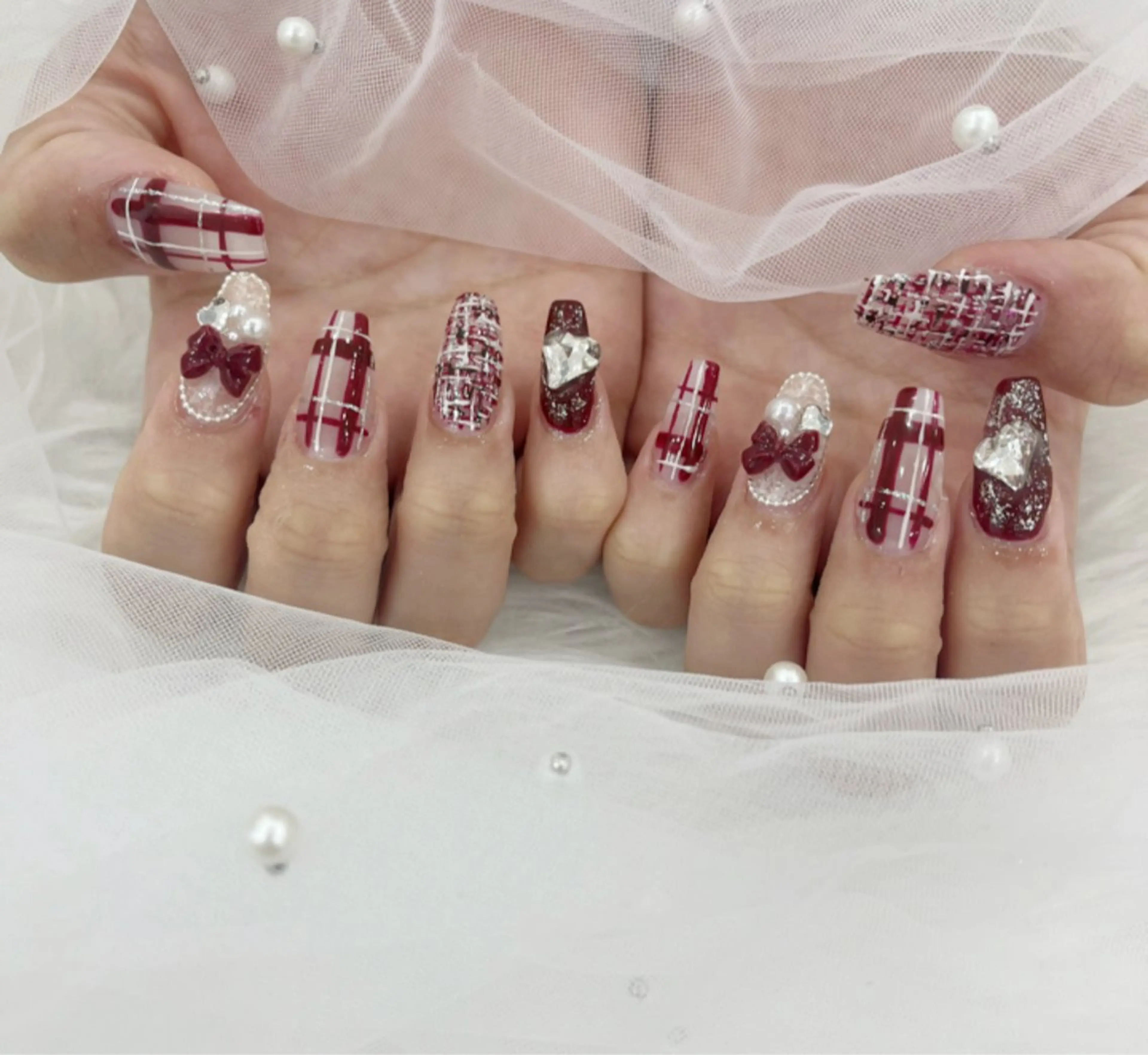 ネイル 長さ出し フットネイル ジェルネイル 韓国ネイル マグネットネイル #Amin nail salonのネイルデザイン