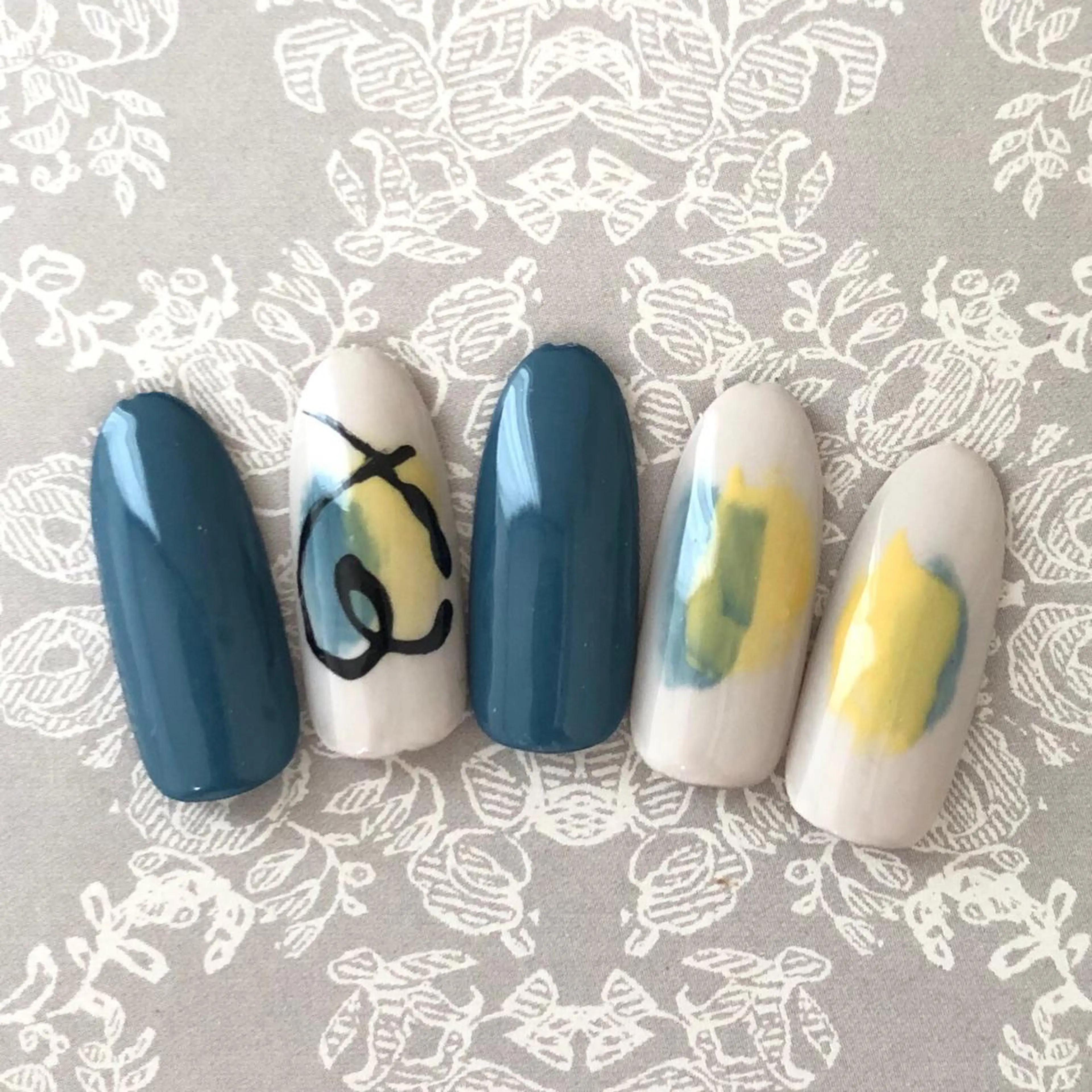 ネイル フットネイル ジェルネイル オフィスネイル スカルプネイル シンプルネイル ハンドネイル white nail salonのネイルデザイン