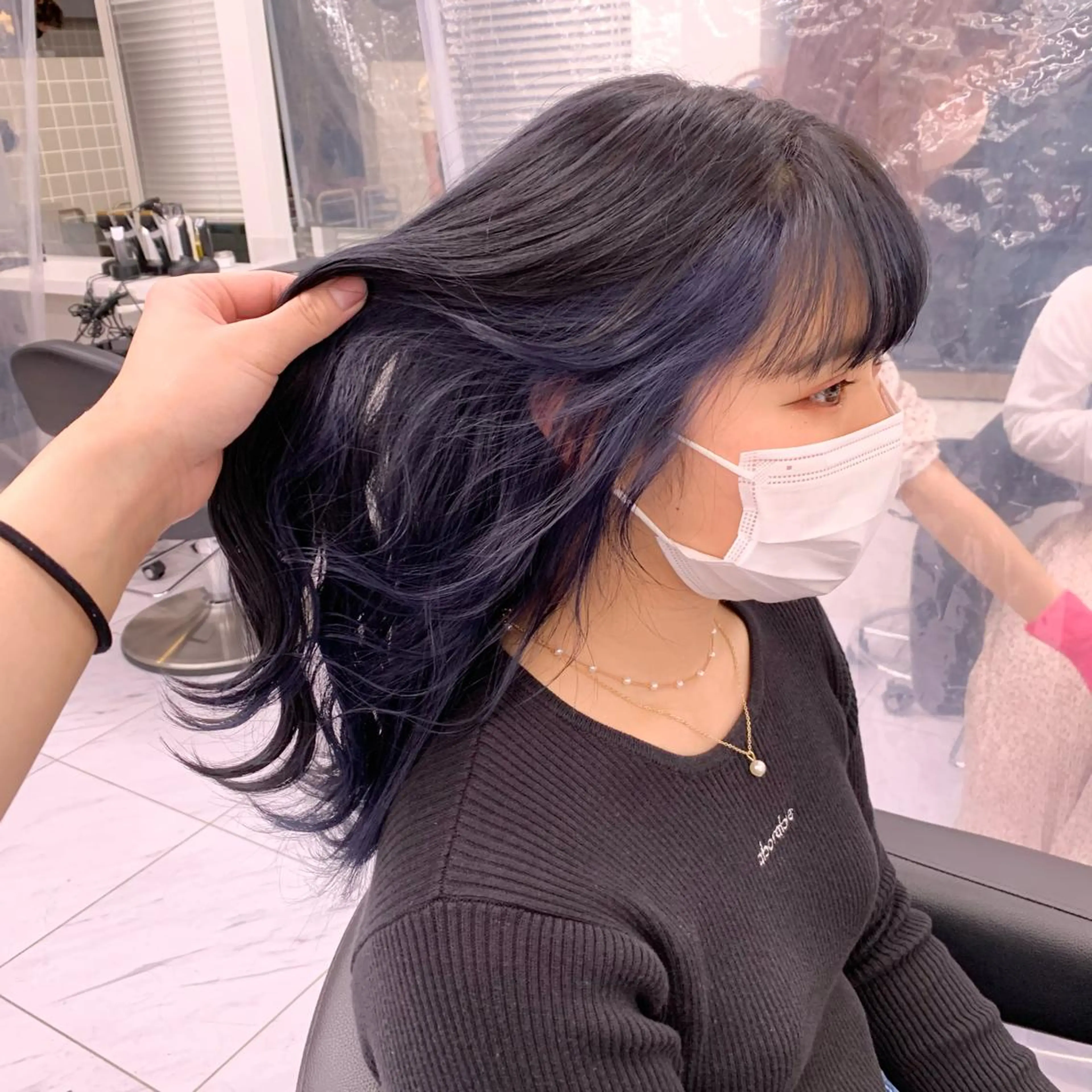 セミロング カラー ヘアアレンジ 🩵 JURI🩵のヘアスタイル