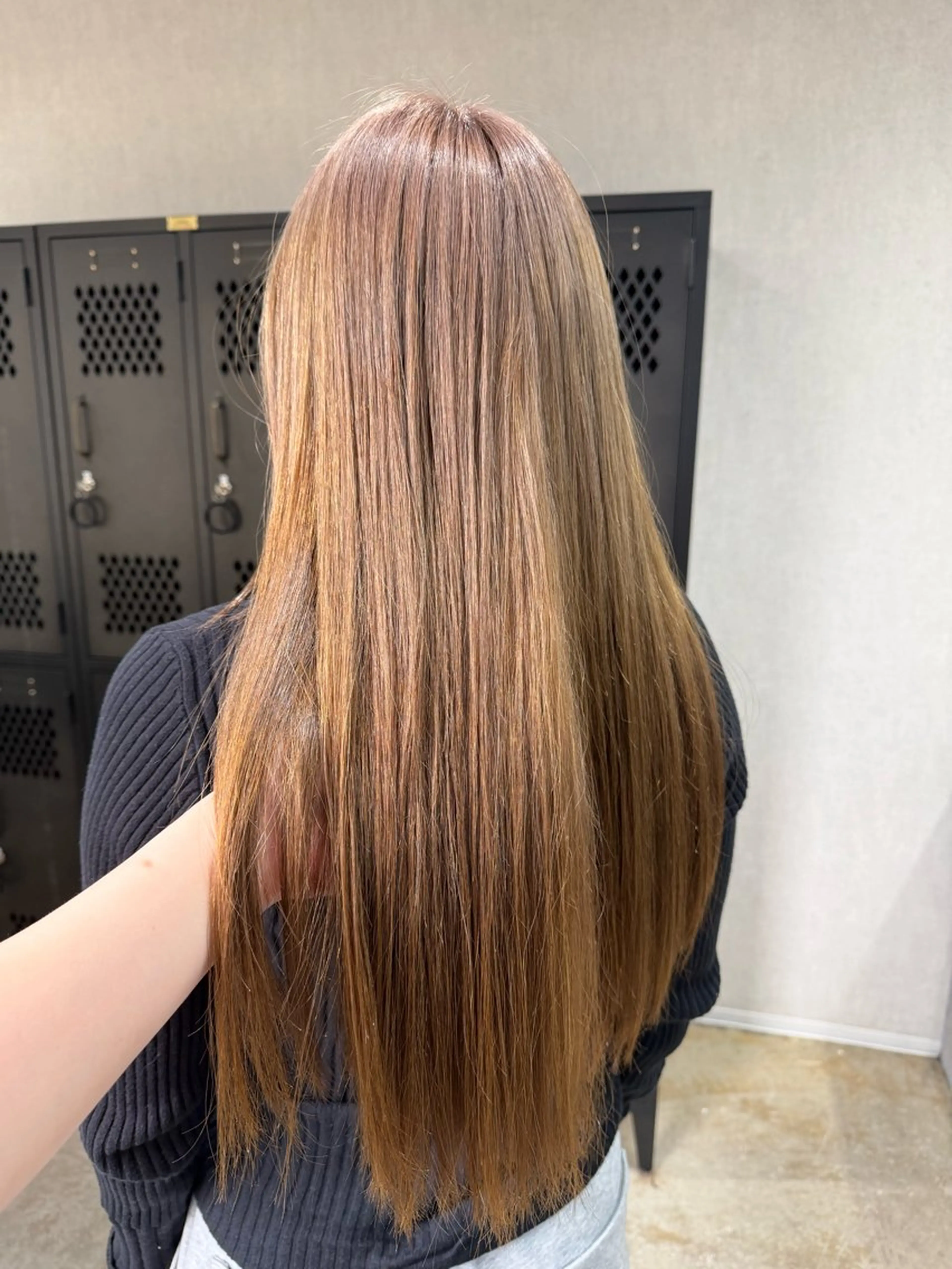 カラー ヘアカラー ルシ🎨/ハイトーン デザイン/髪質改善のヘアスタイル