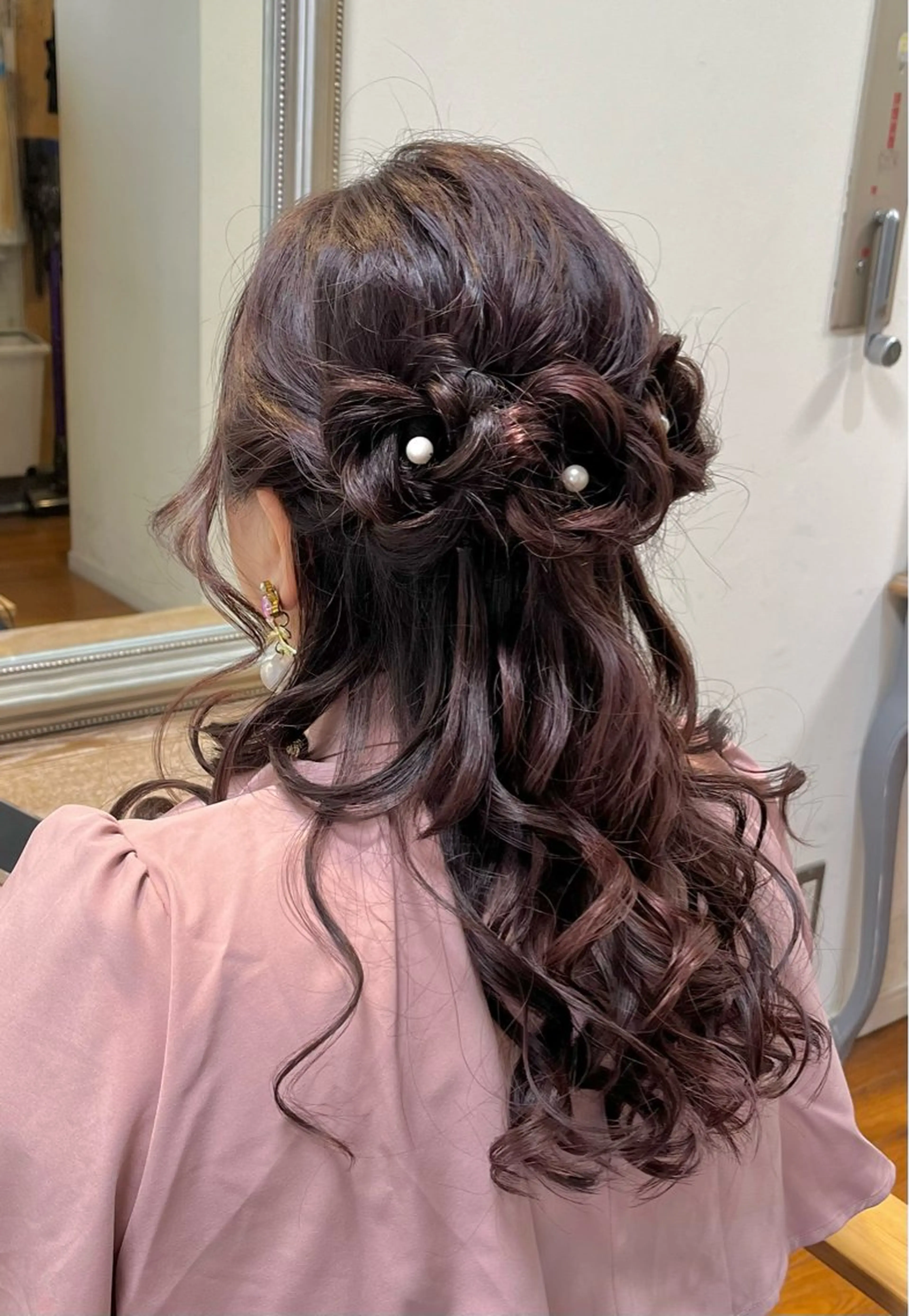 ロング 君山 希美のヘアスタイル