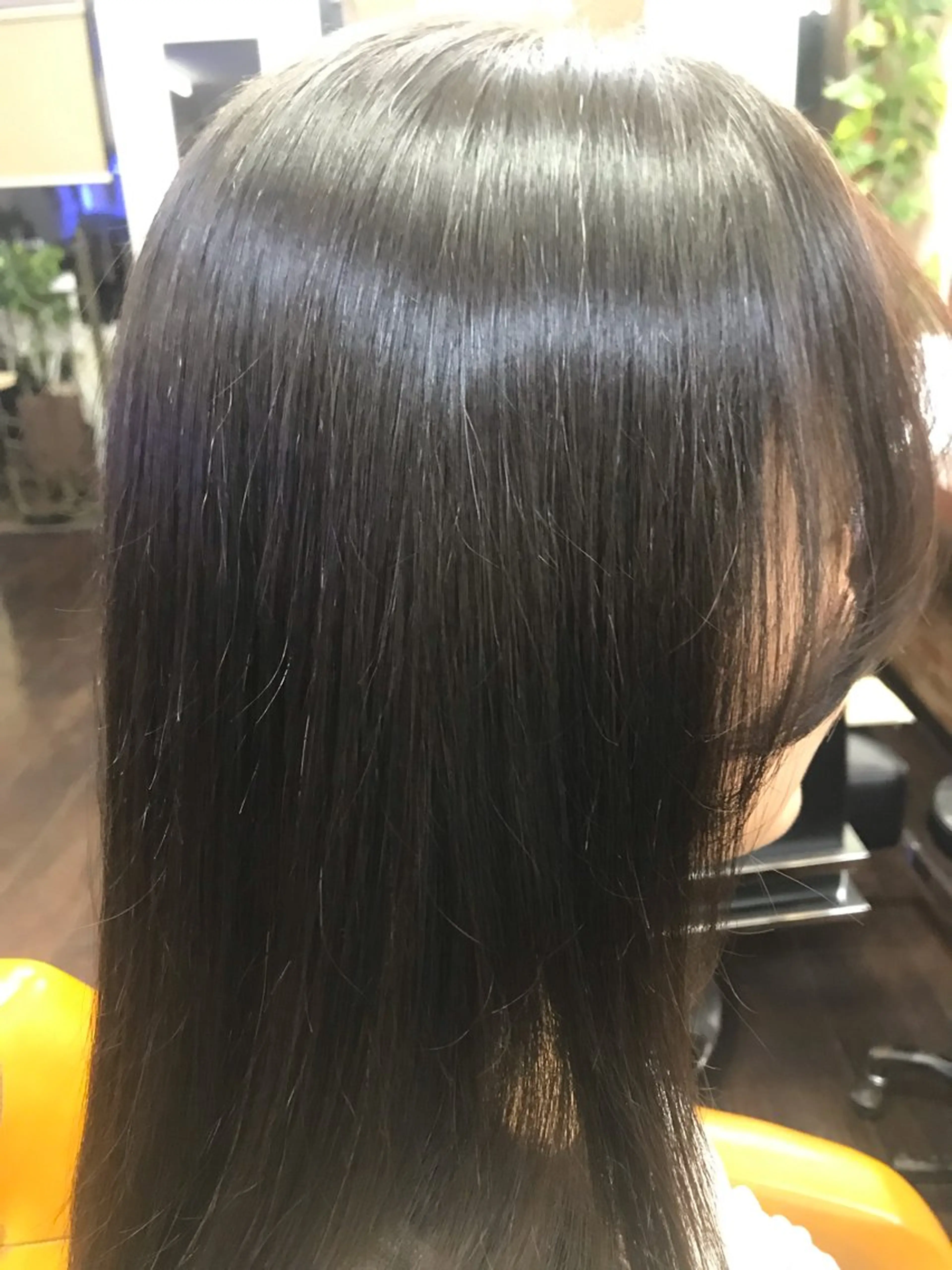 セミロング パーマ 桧山 真のヘアスタイル