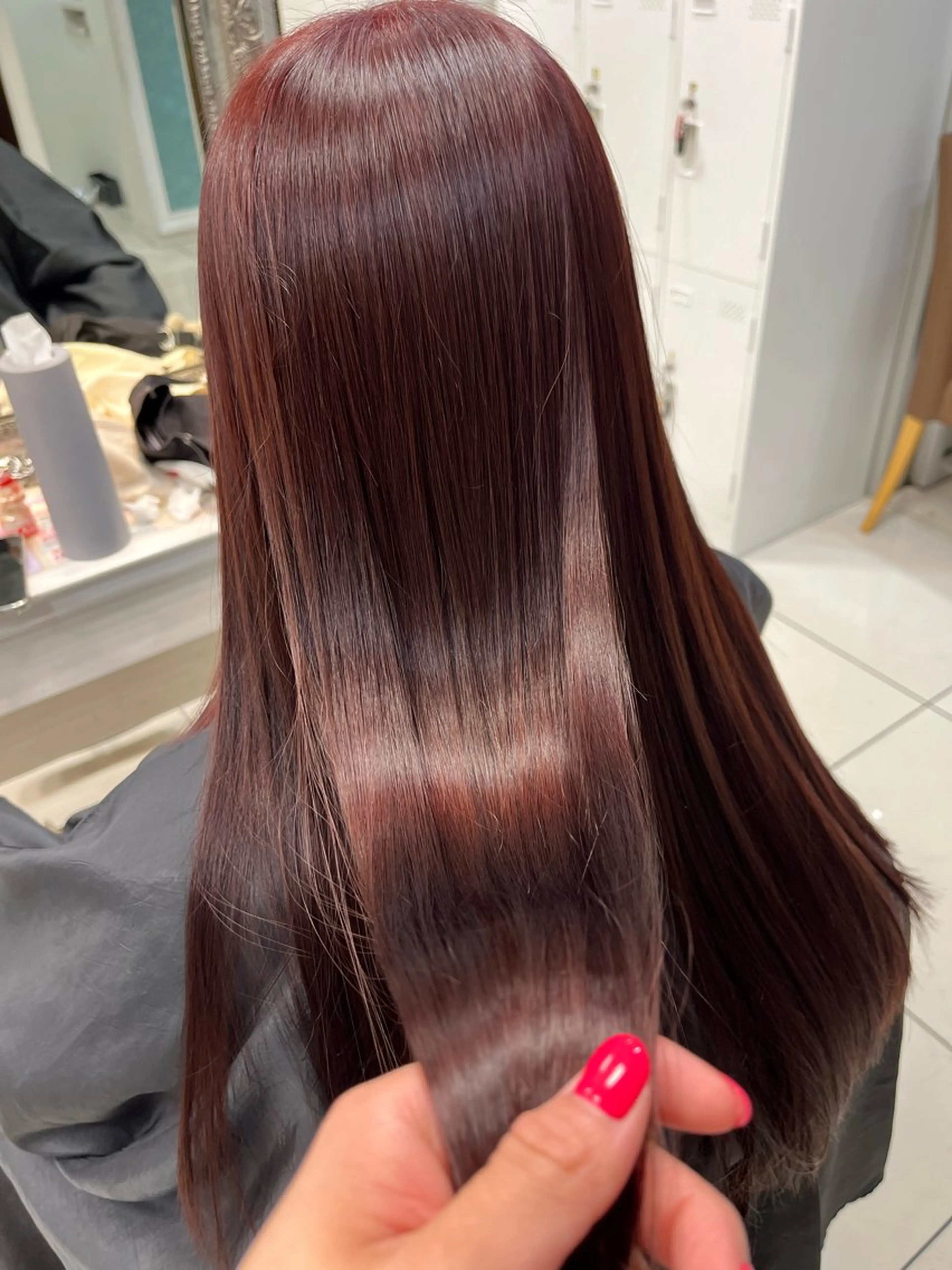 ロング 丸山 萌愛のヘアスタイル