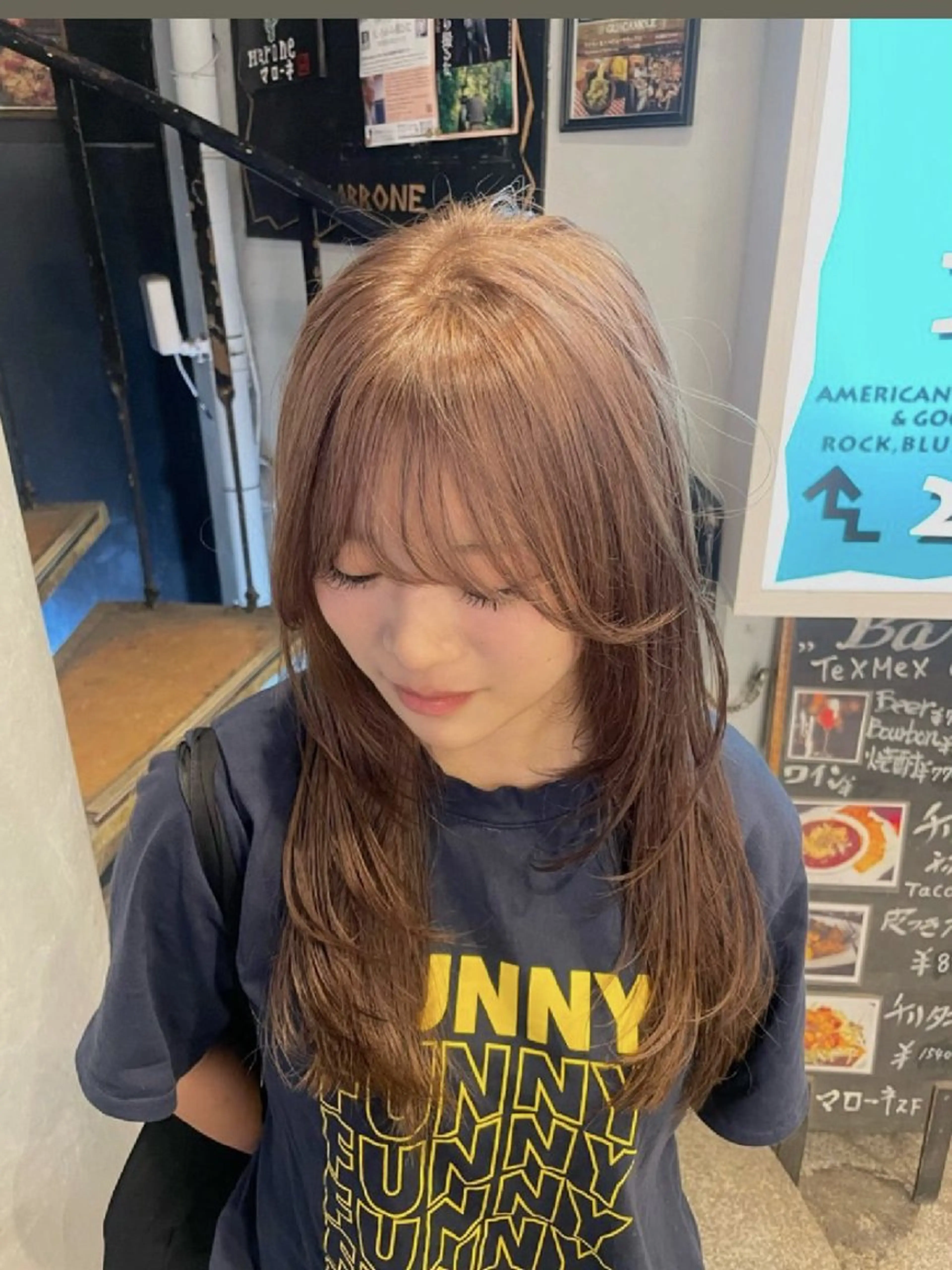セミロング ブリーチ/エクステ /レイヤー/谷口のヘアスタイル