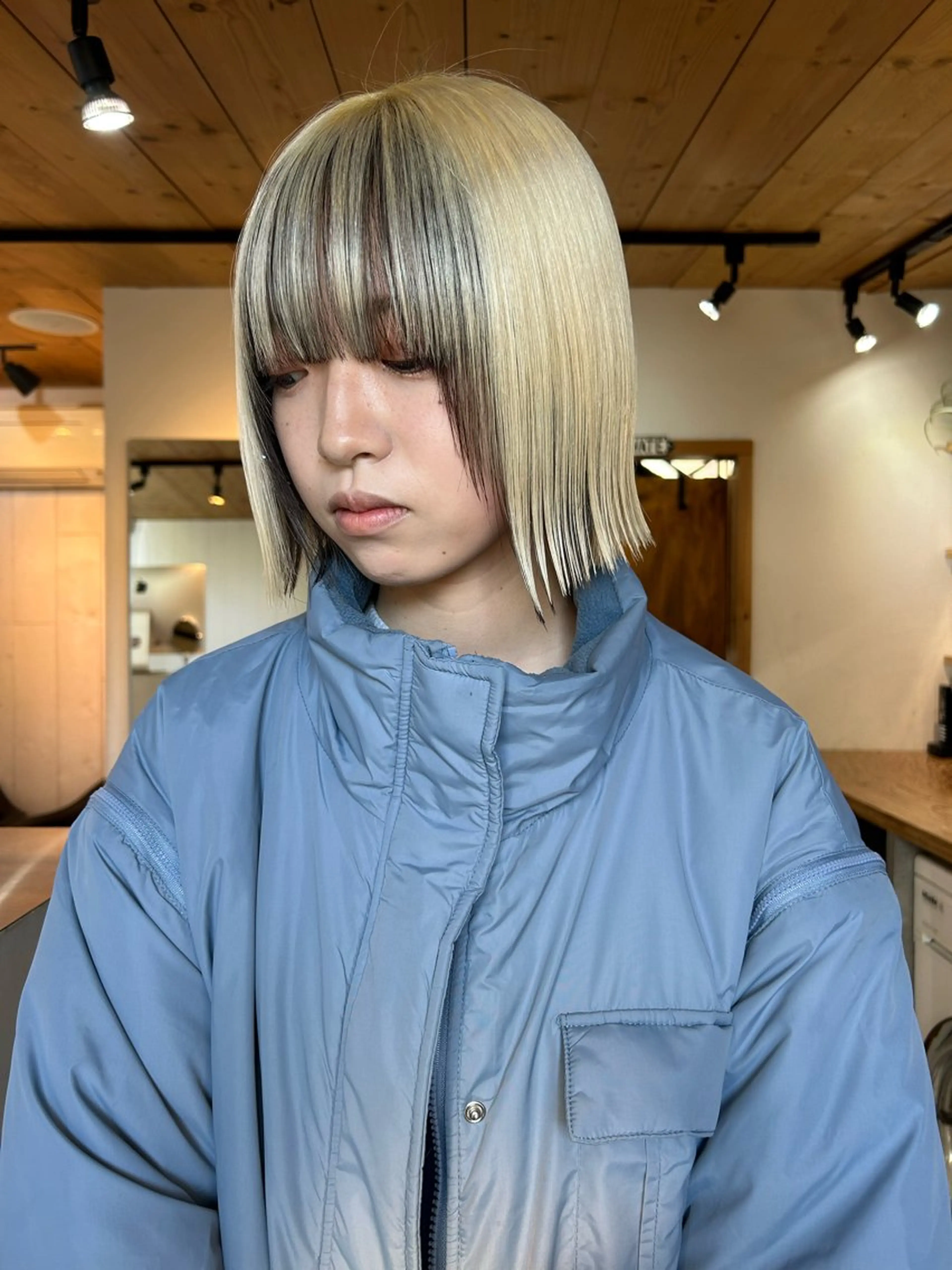 ミディアム カラー 抜きっぱなしブロンド カット ヘアカラー トリートメント 🧸艶々韓国ヘア 🧁mizunaのヘアスタイル