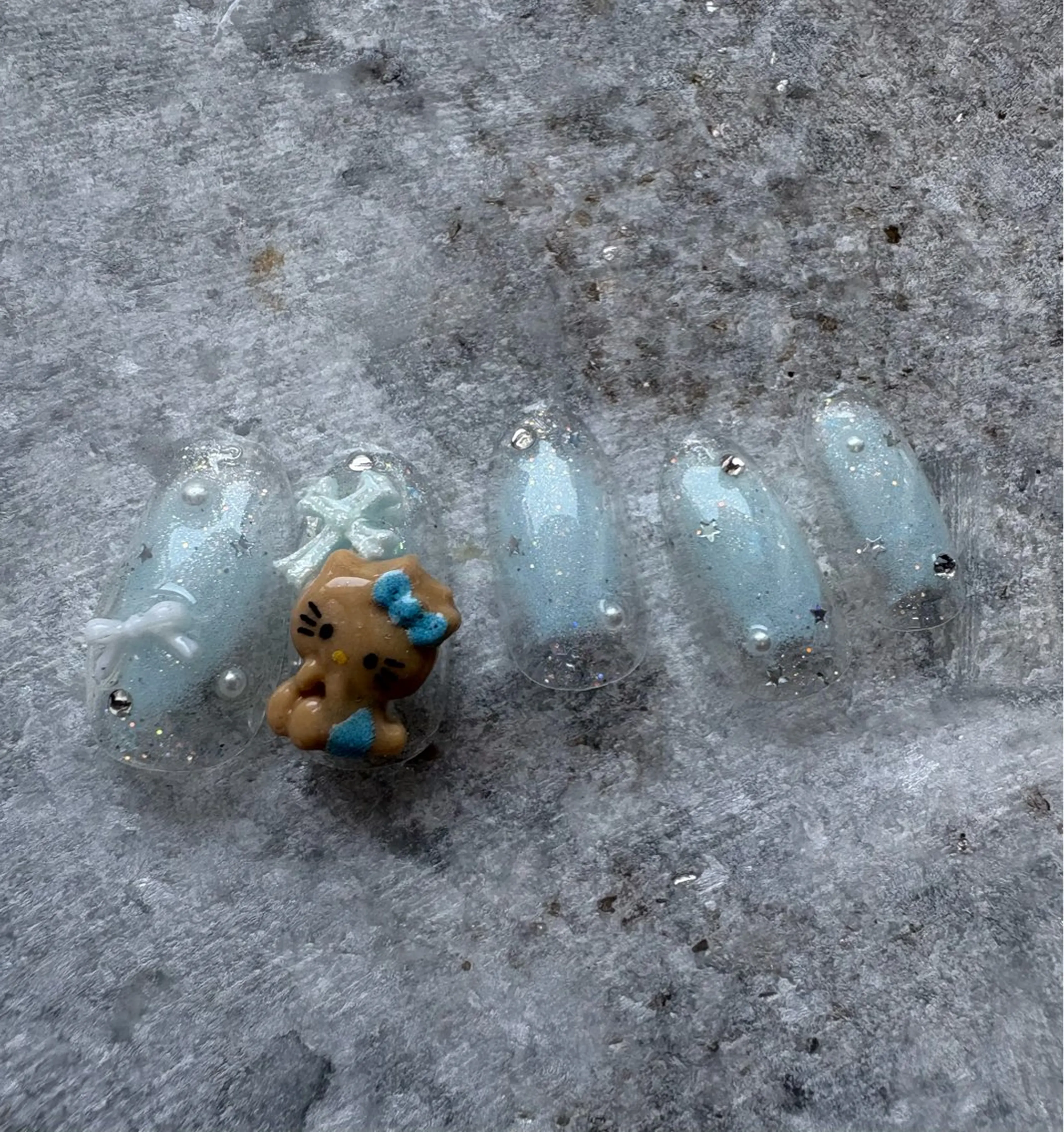 ネイル 黒須莉奈 IRYのネイルデザイン