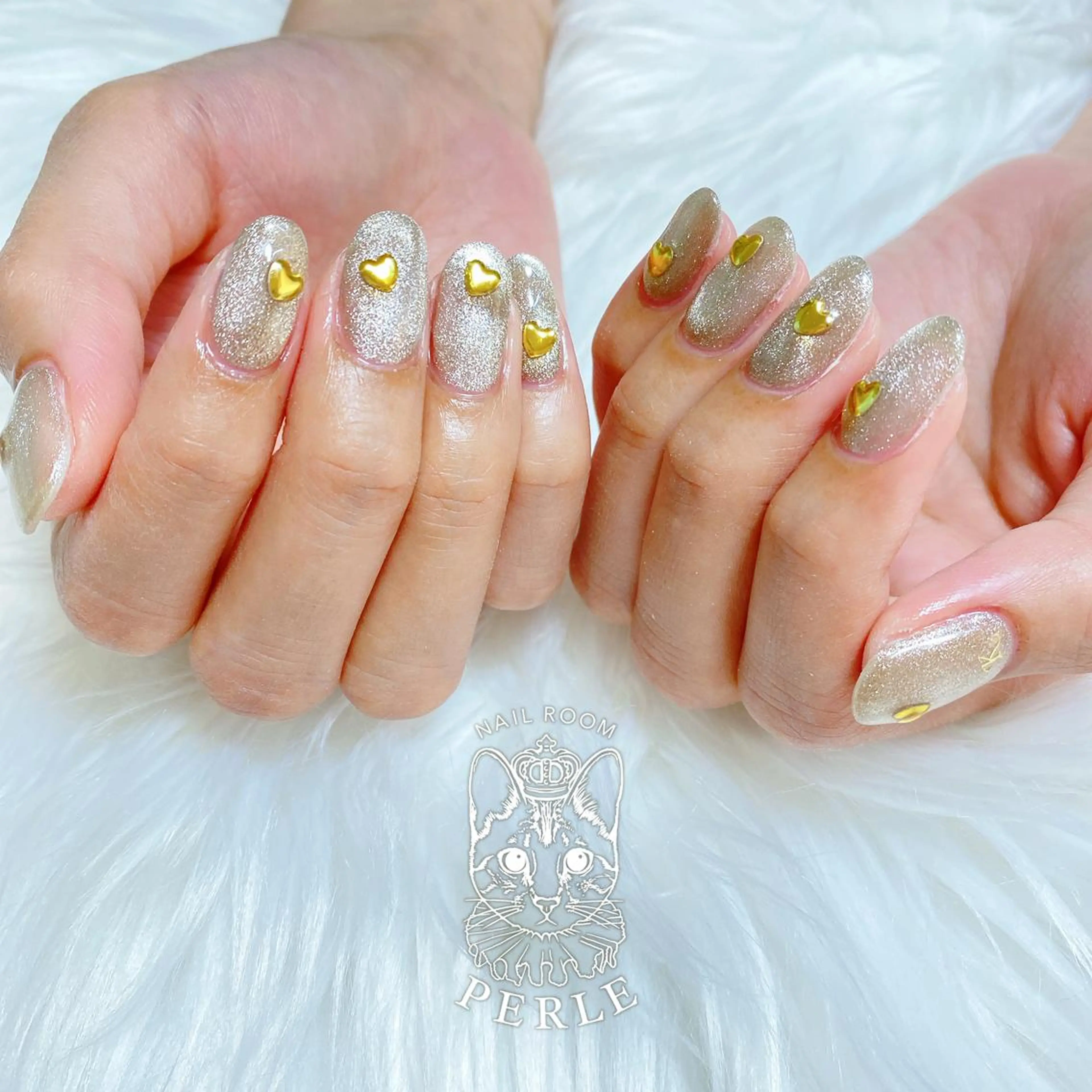 ネイル マグネットネイル ハンドネイル nail room Perleのネイルデザイン