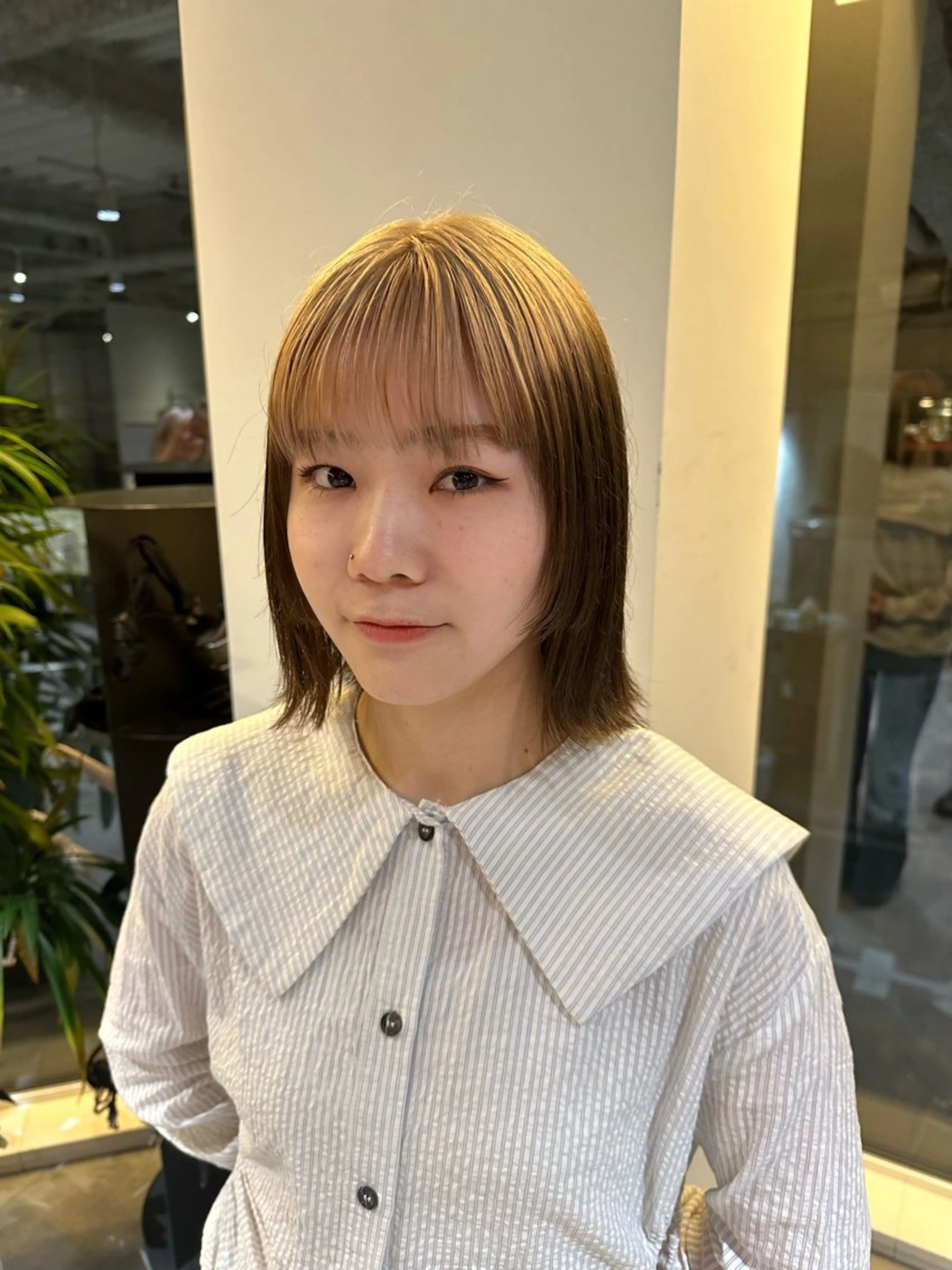 ミディアム カラー 渚音 nanoのヘアスタイル