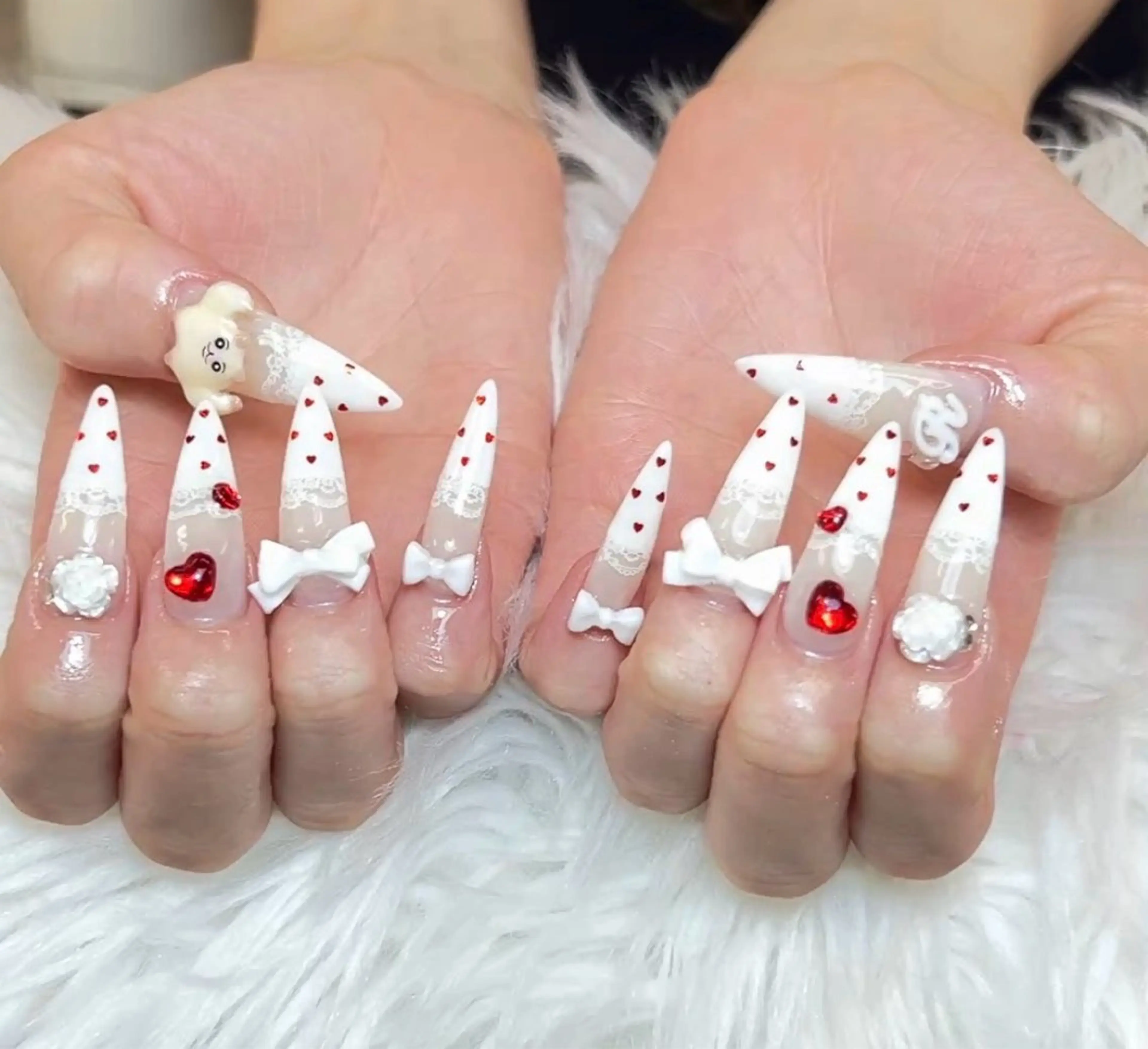 ネイル アートネイル オーロラネイル チークネイル 長さ出し フットネイル ハンドネイル フットネイル ハンドケア Noiranail_ studio川越西口のネイルデザイン