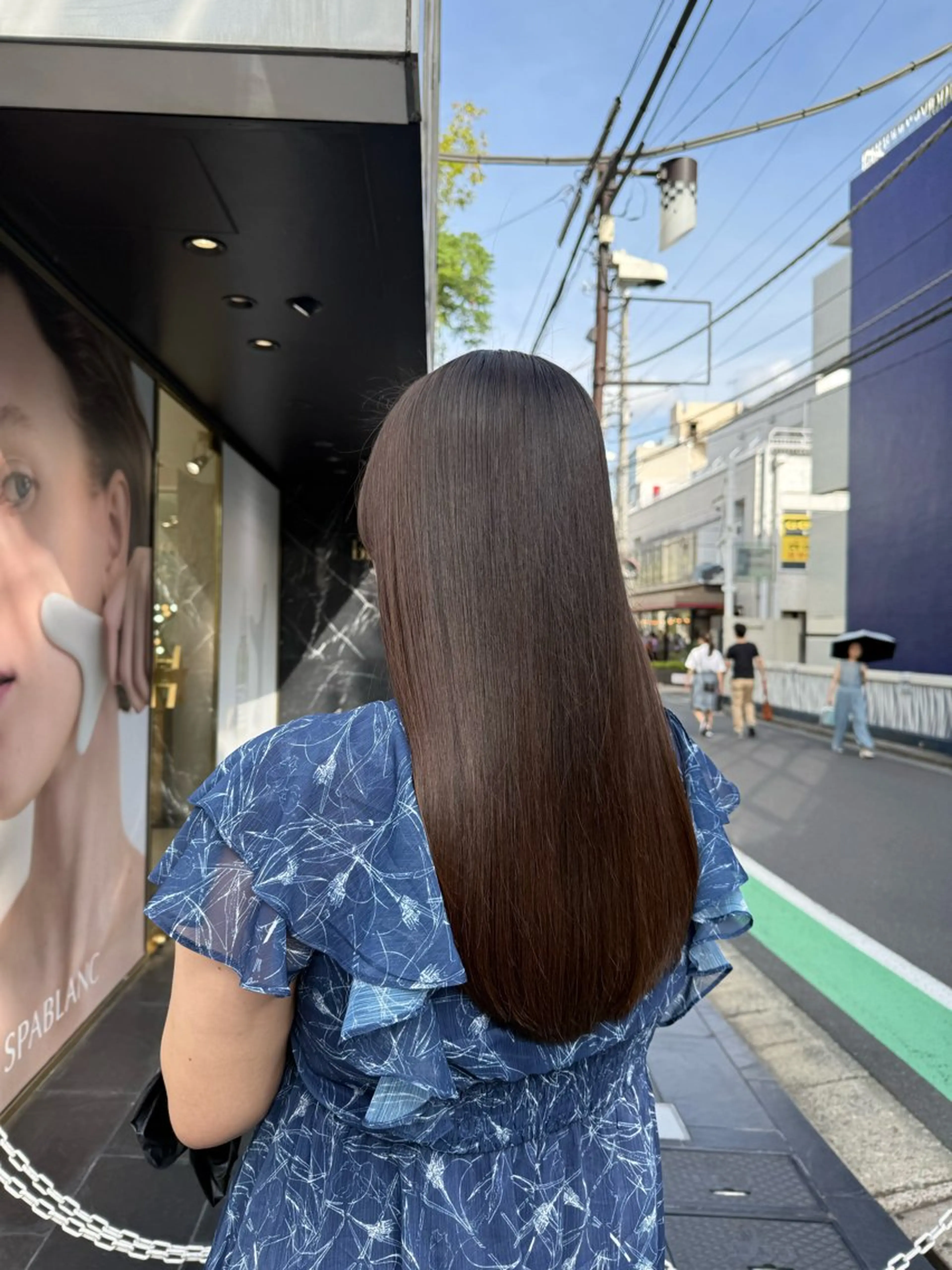 ロング パーマ カット 縮毛矯正 トリートメント 似合わせヘア🫶🏻 つきいてるみのヘアスタイル